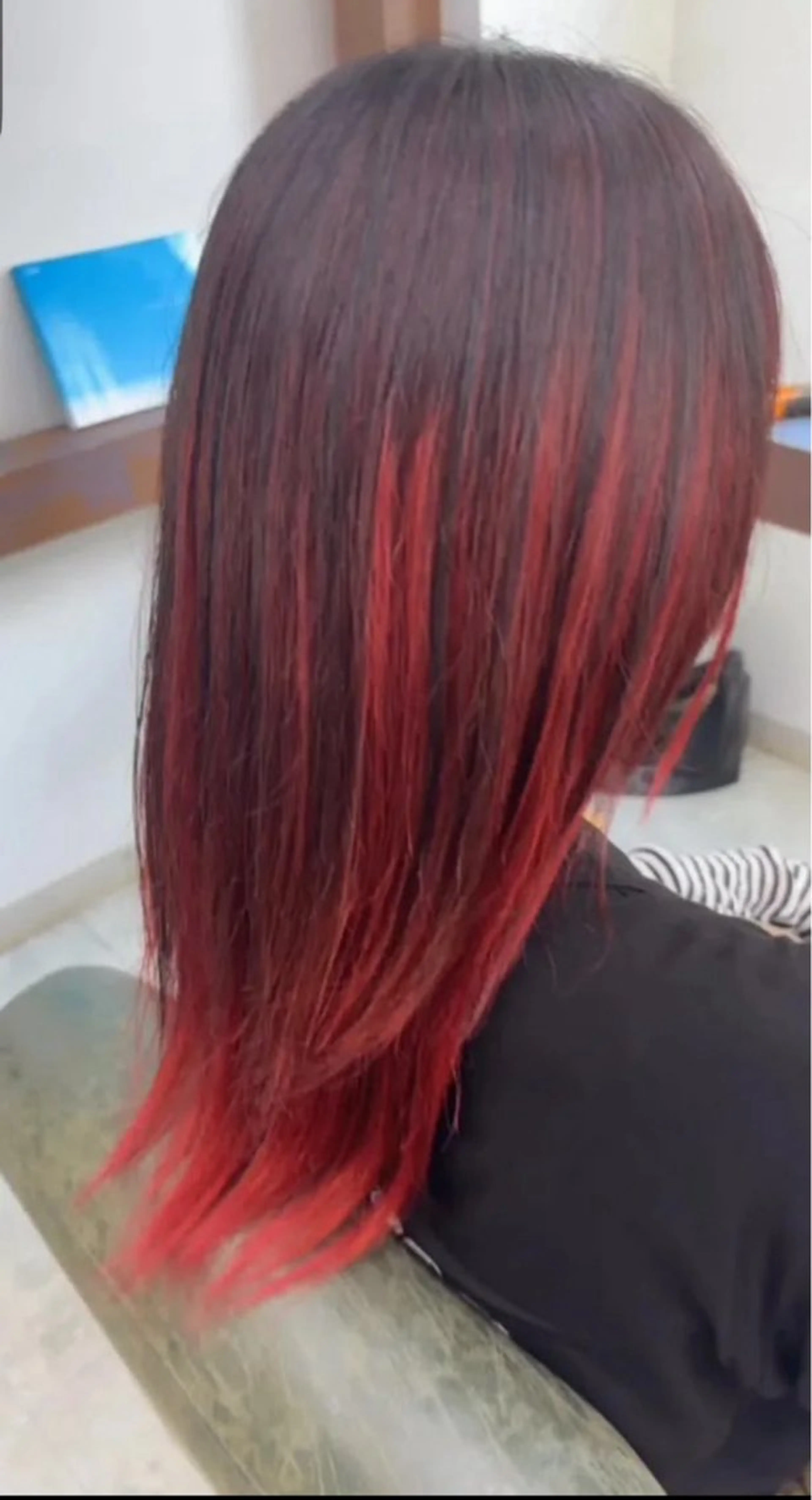 カラー 佐々木 彩芽のヘアスタイル