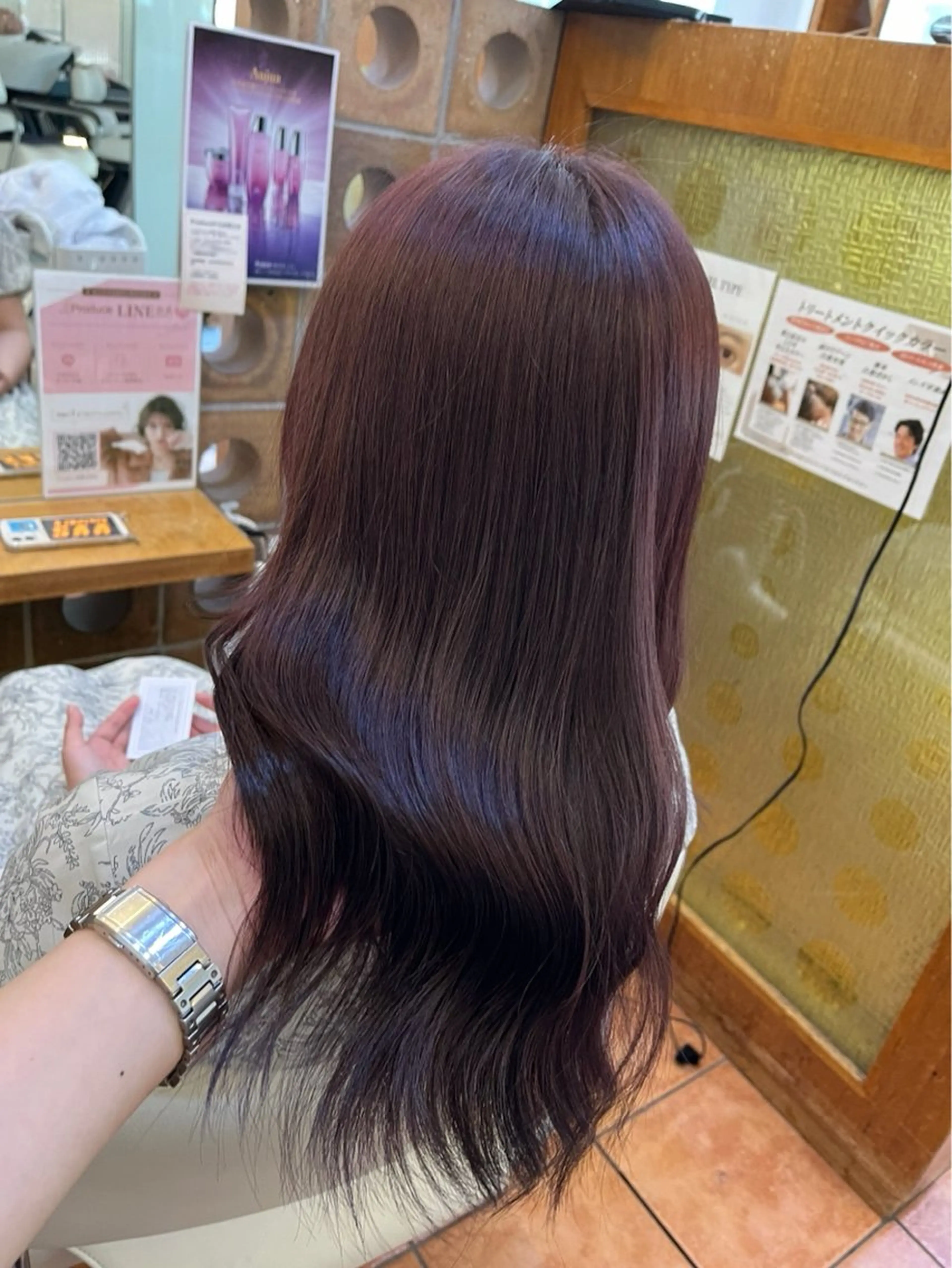 ロング カラー 🥀ダブルカラー/ 艶カラー🥀ユイキのヘアスタイル