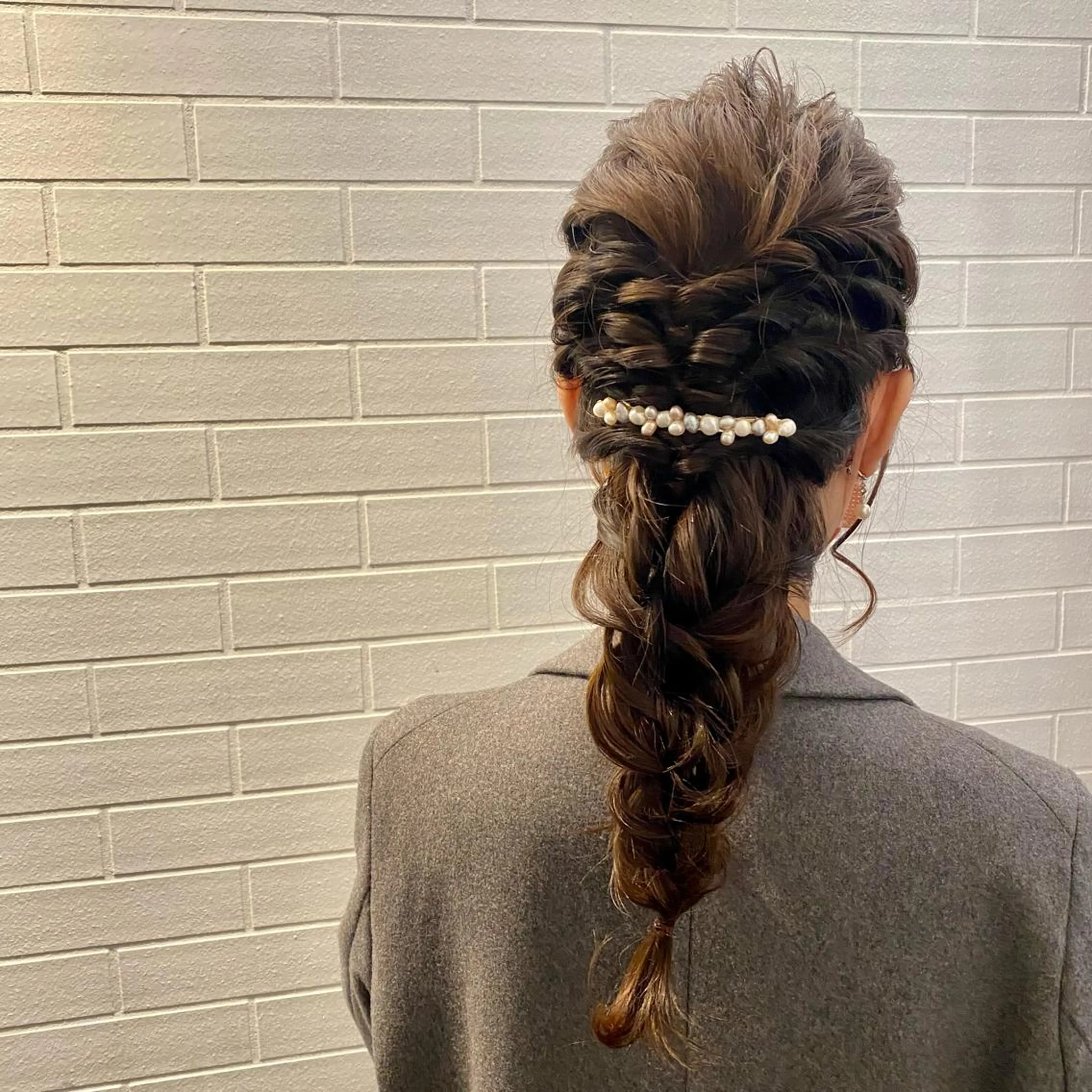 ロング ヘアアレンジ LATTE所属・𝑺𝒂𝒌𝒊 🩶マンツーマン施術のヘアスタイル