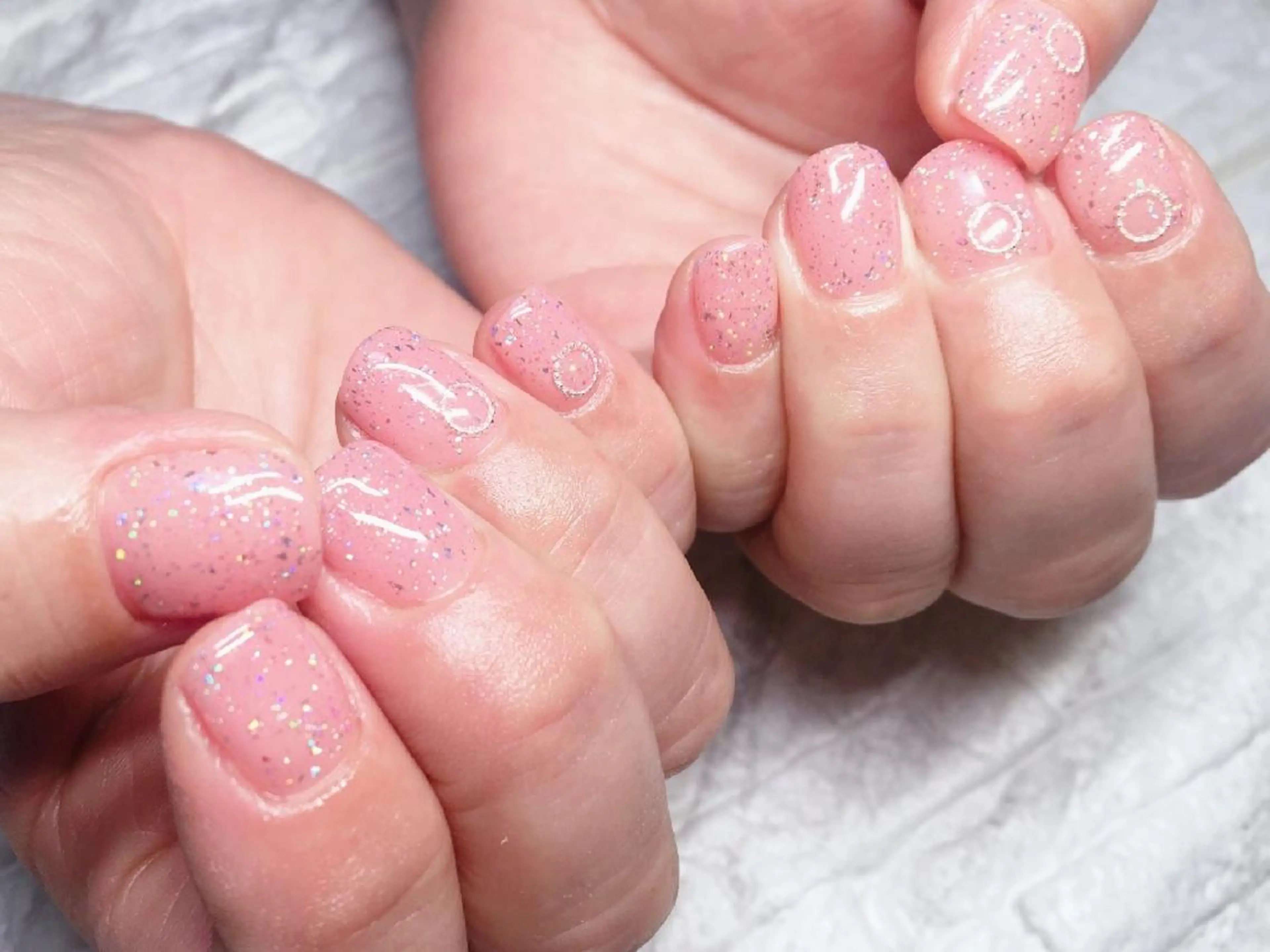 ネイル 持ち込み ハンドネイル ハンドケア 佐藤 結衣のネイルデザイン