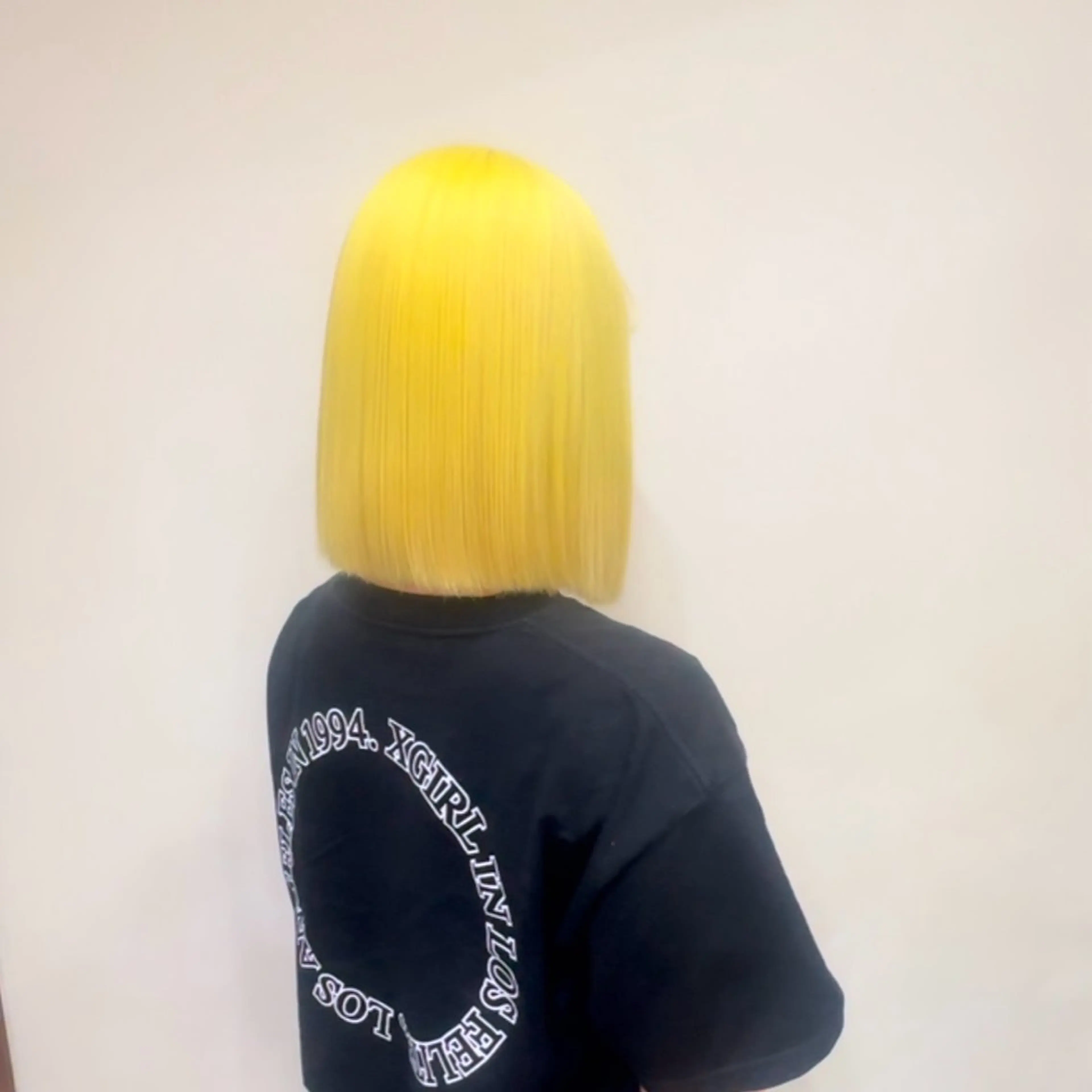 カラー ヘアカラー トリートメント 梨菜/ハイトーン /ブリーチカラーのヘアスタイル