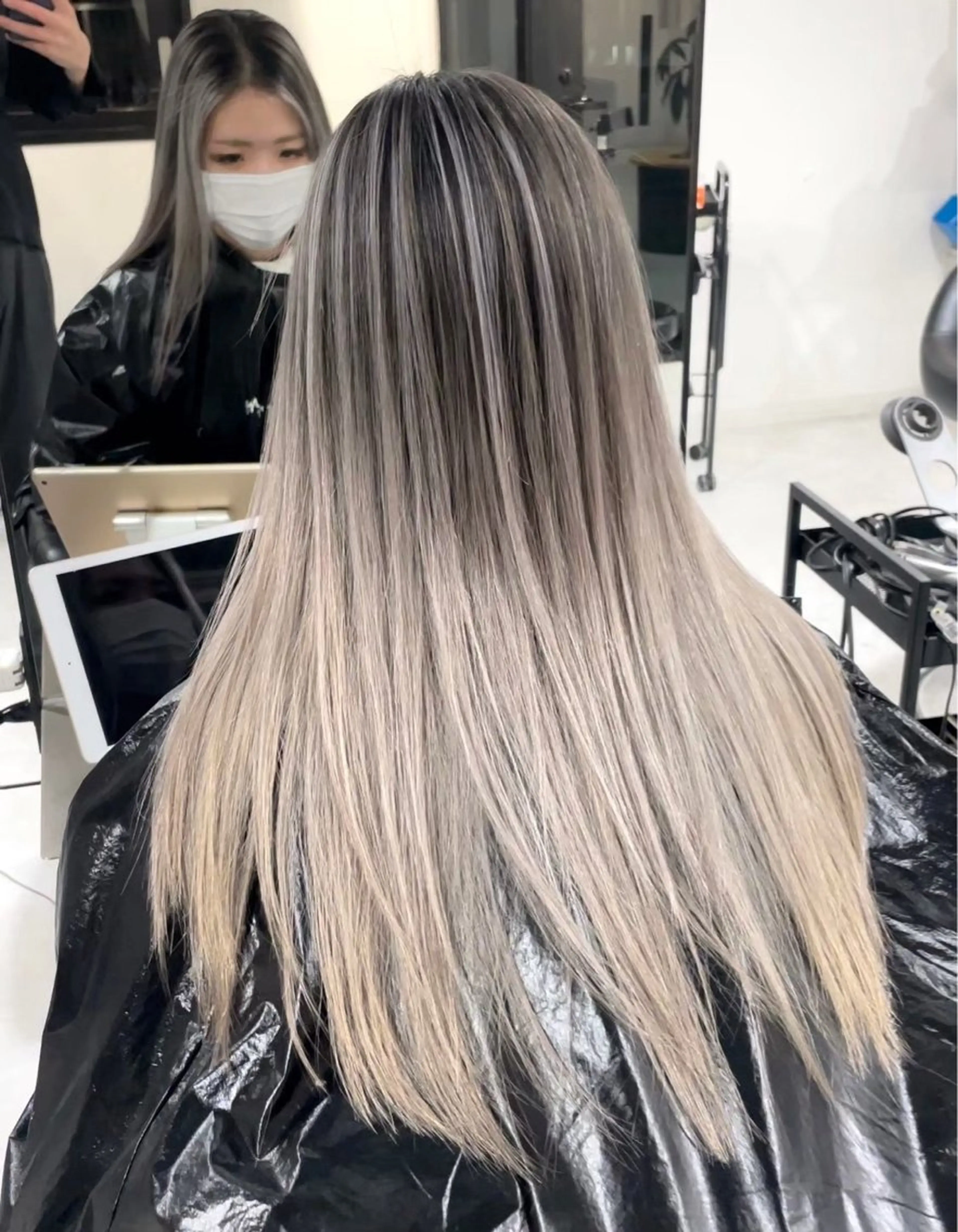 ロング カラー ヘアカラー puty.所属・puty. chinariのヘアスタイル