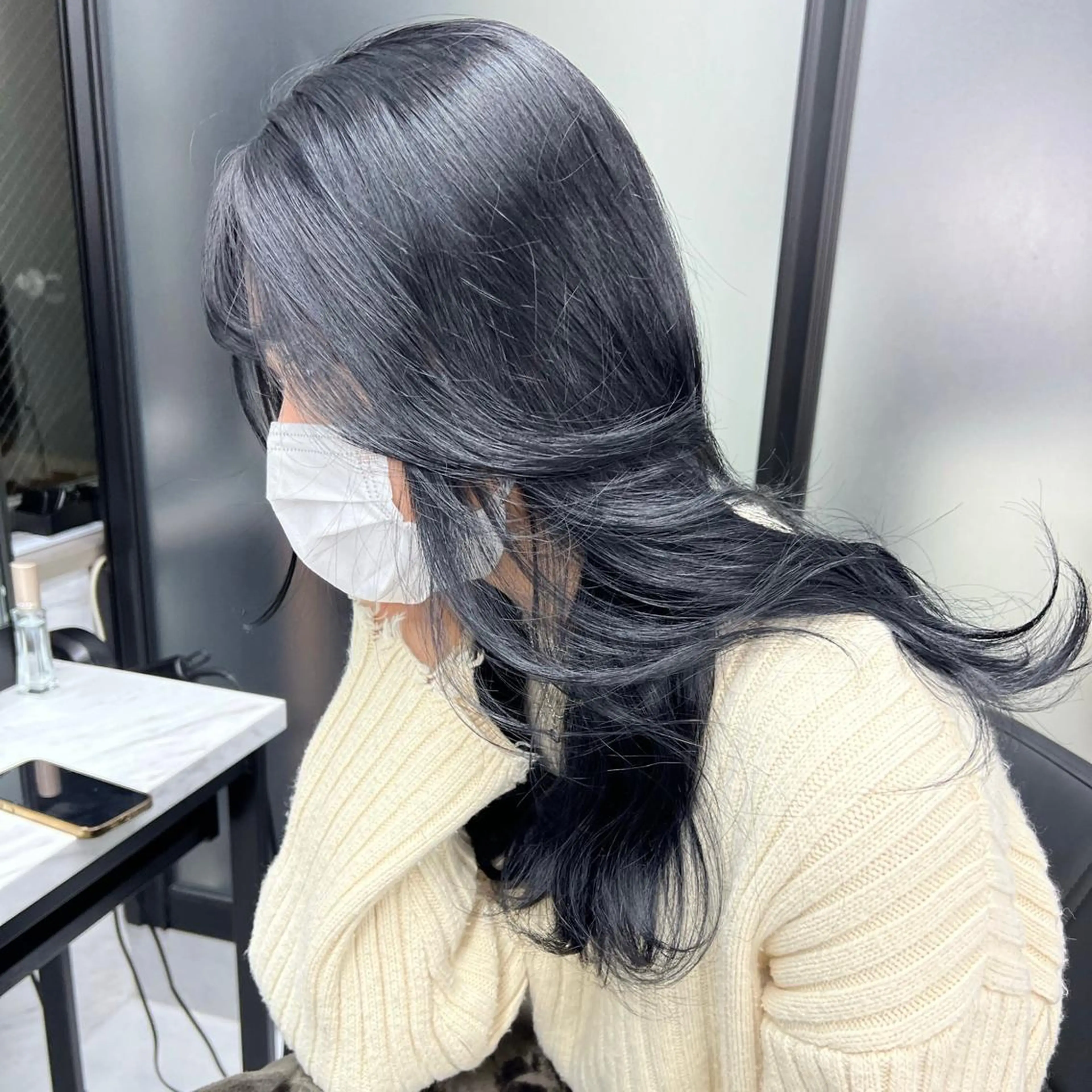 ロング カラー シールエクステ ハイトーンカラー エクステ ヘアカラー トリートメント シールエクステ特化 ハイトーン、NANAのヘアスタイル