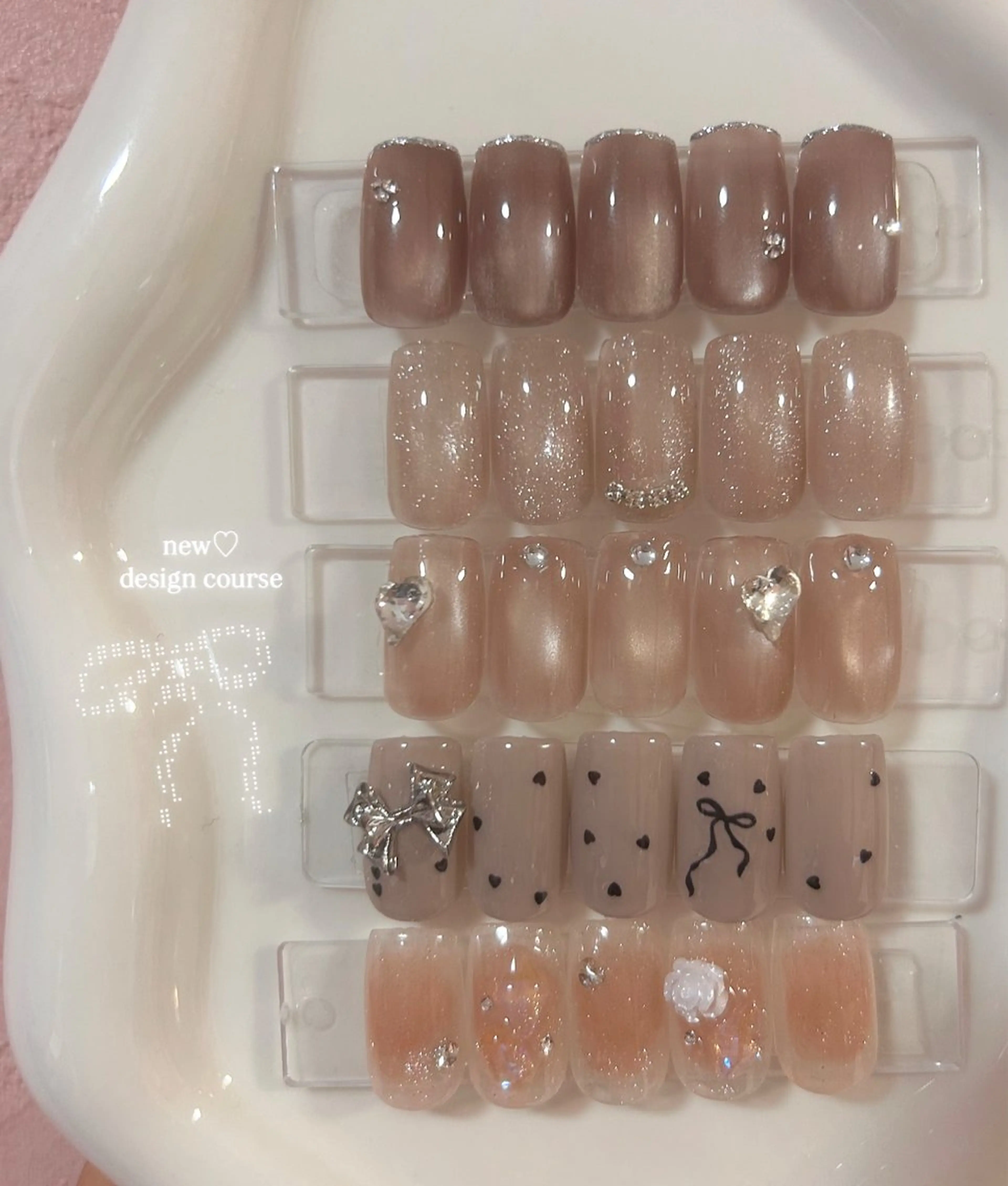 ネイル ハンドネイル EmaNail🎀 Haaruのネイルデザイン