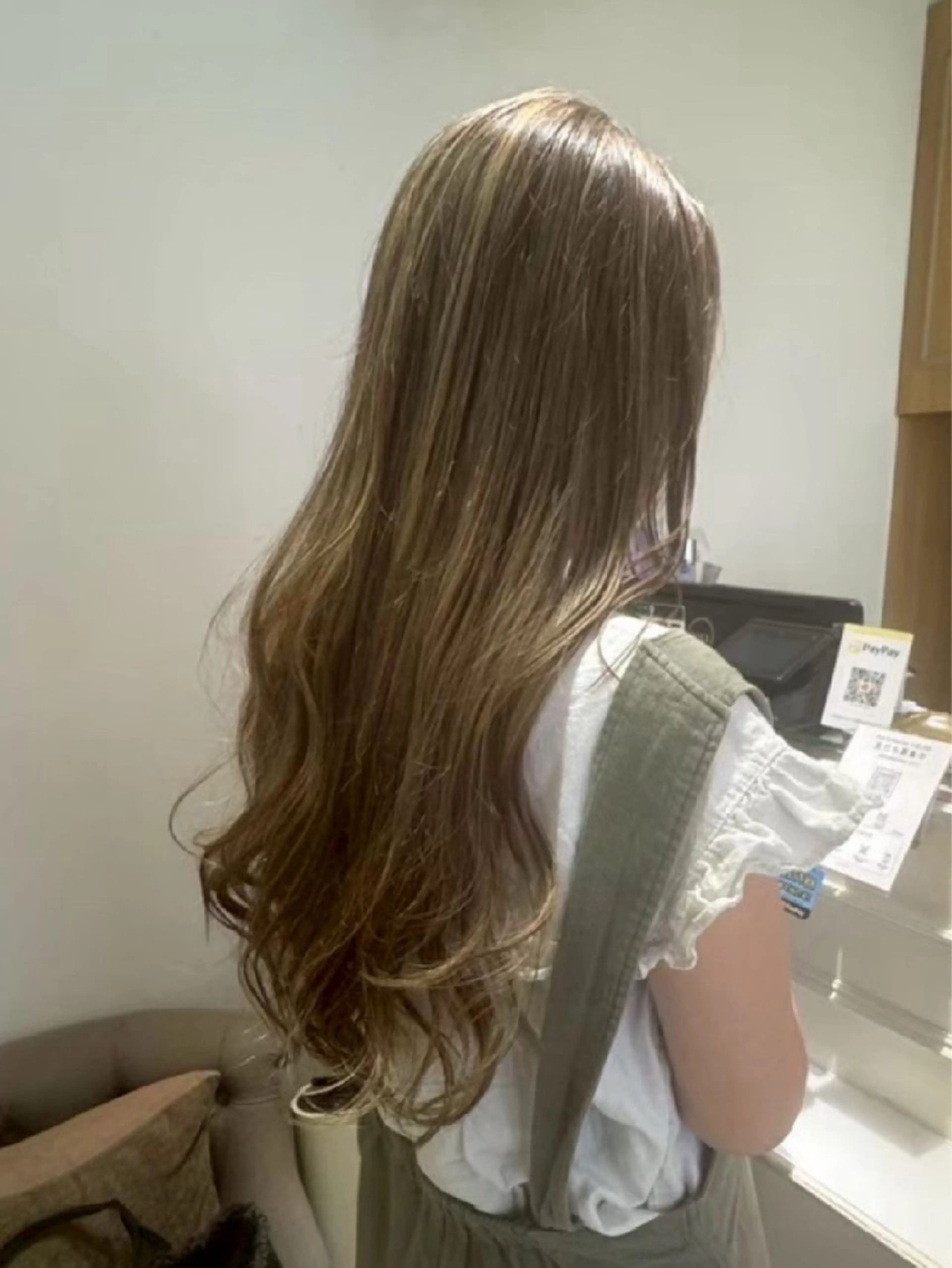 ［白髪ぼかしにも💜］ハイライトカラーの写真