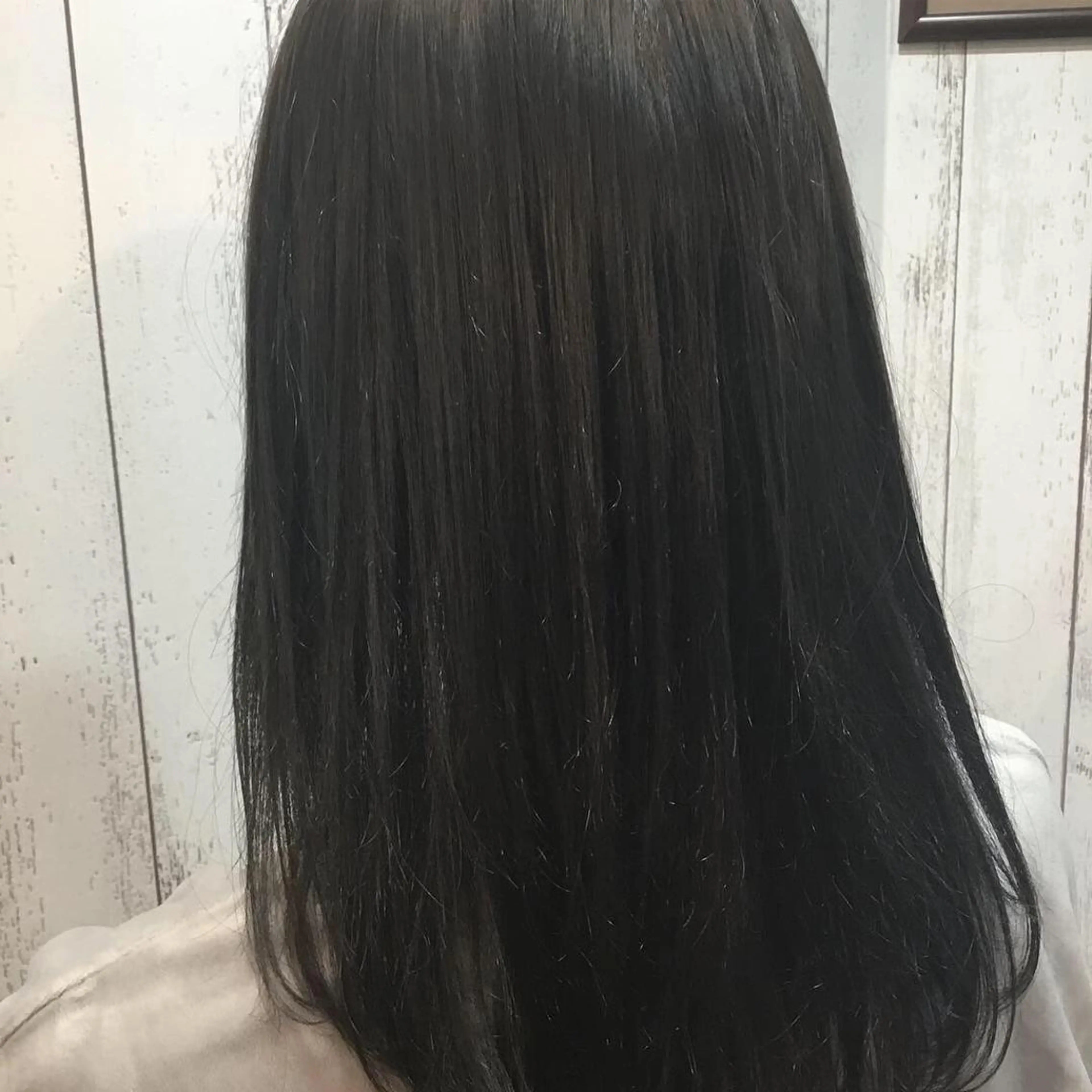 セミロング カラー パーマ embrace エンブレイスのヘアスタイル