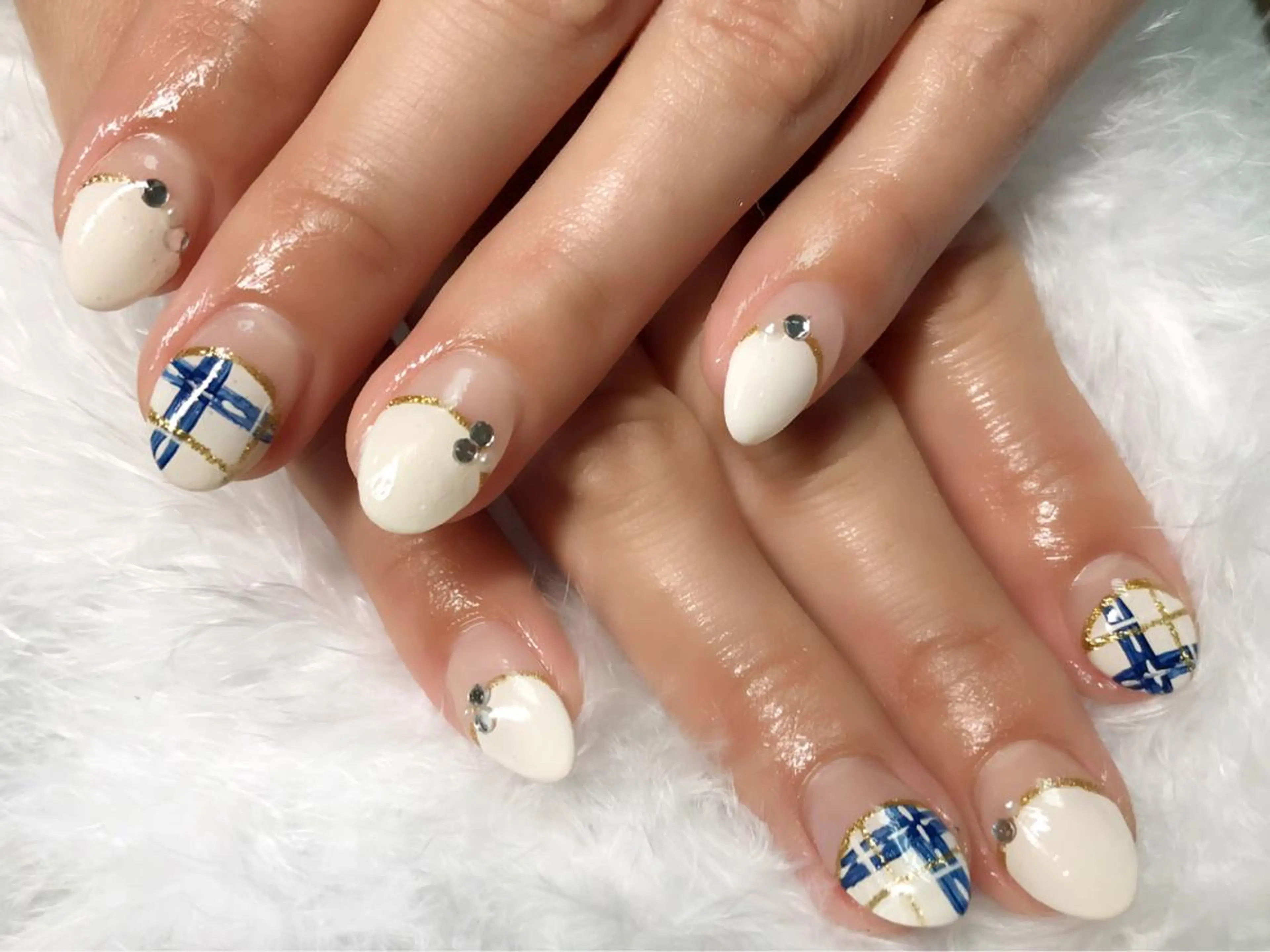 ネイル フレンチネイル ネイビー シンプルネイル ハンドネイル CITRAtotal beautyのネイルデザイン