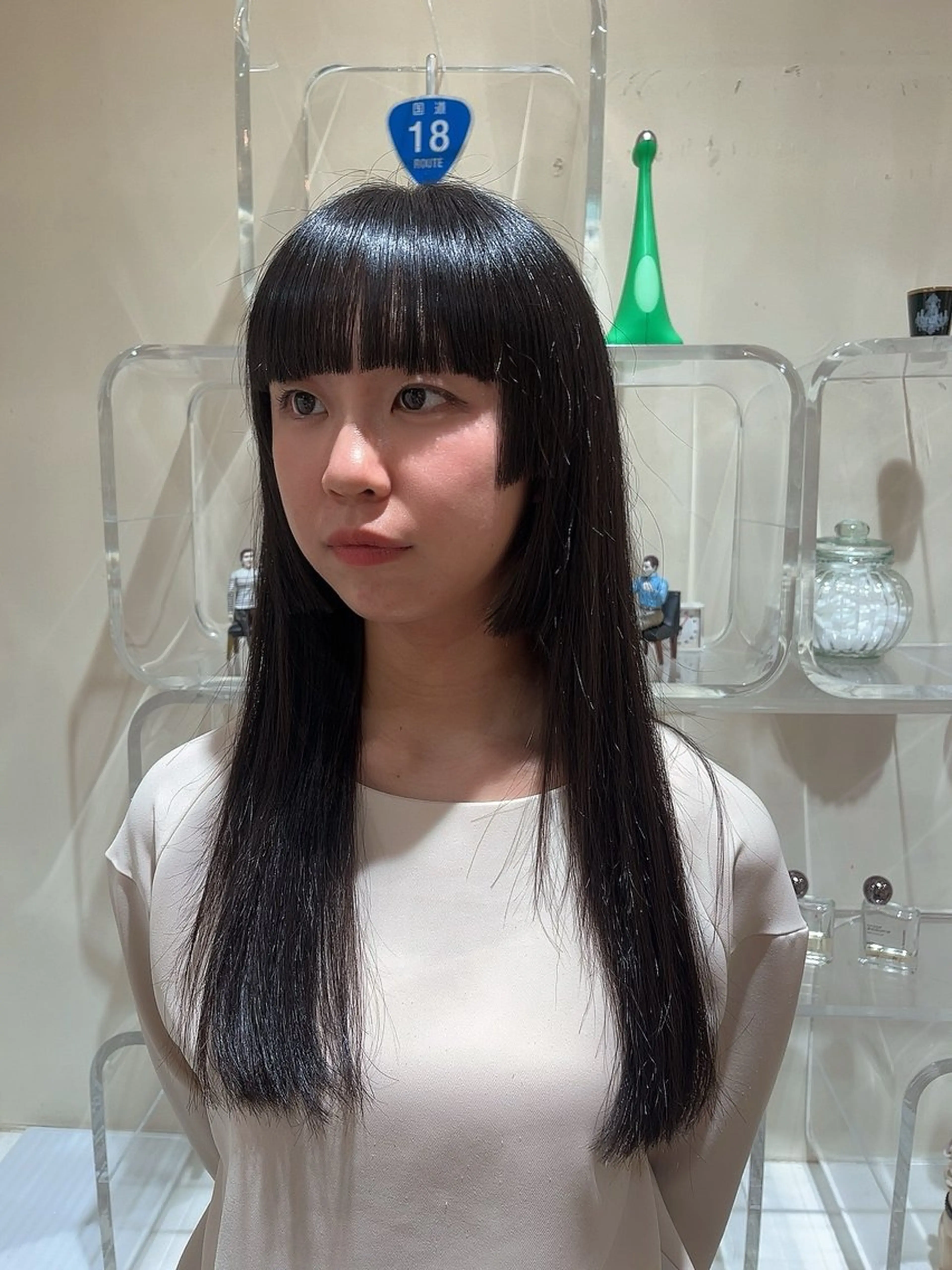 ロング PiED DE POULE POCHE所属・酒井 陽南乃のヘアスタイル