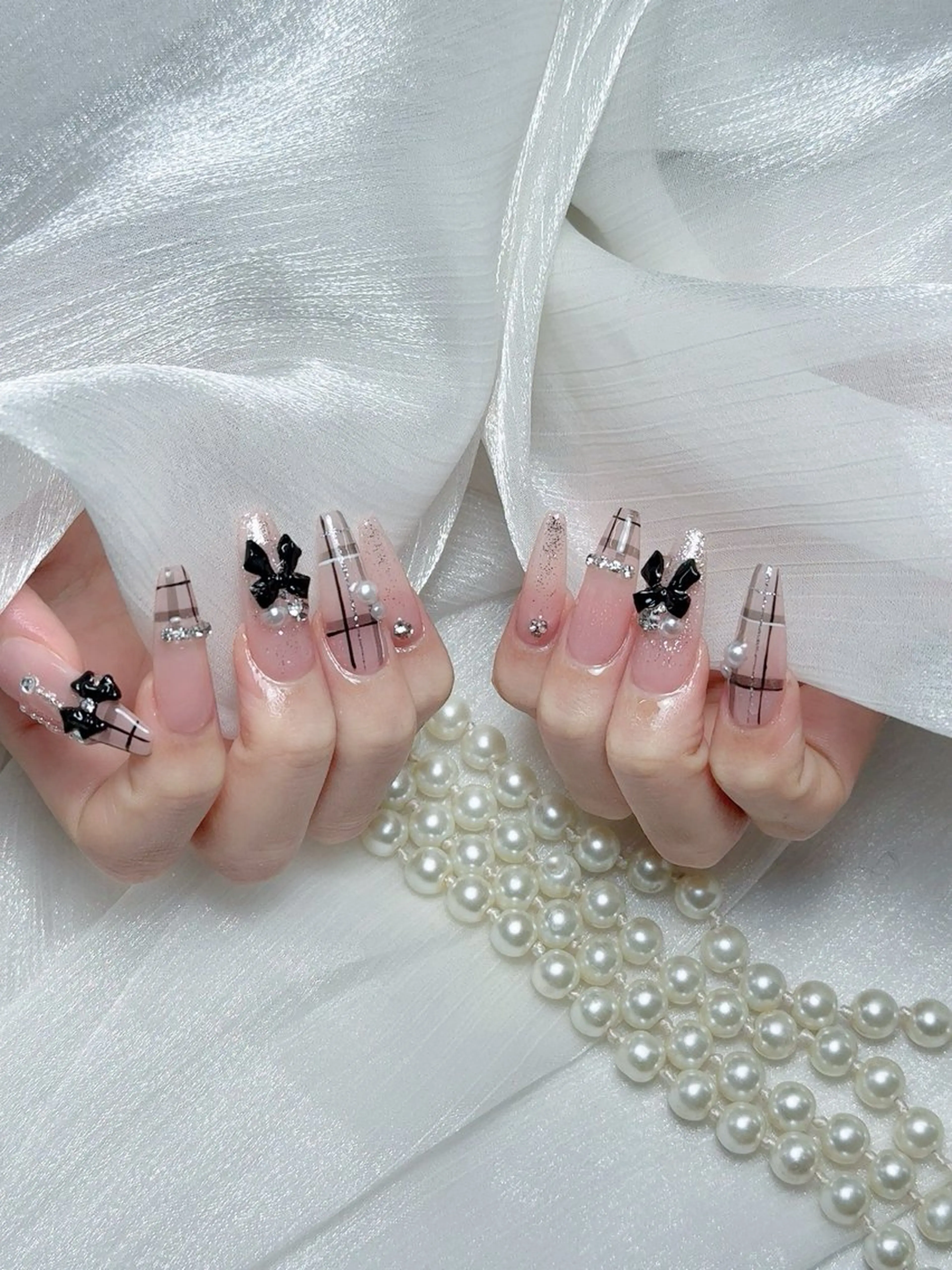 ネイル ハンドネイル ENsalon akiのネイルデザイン