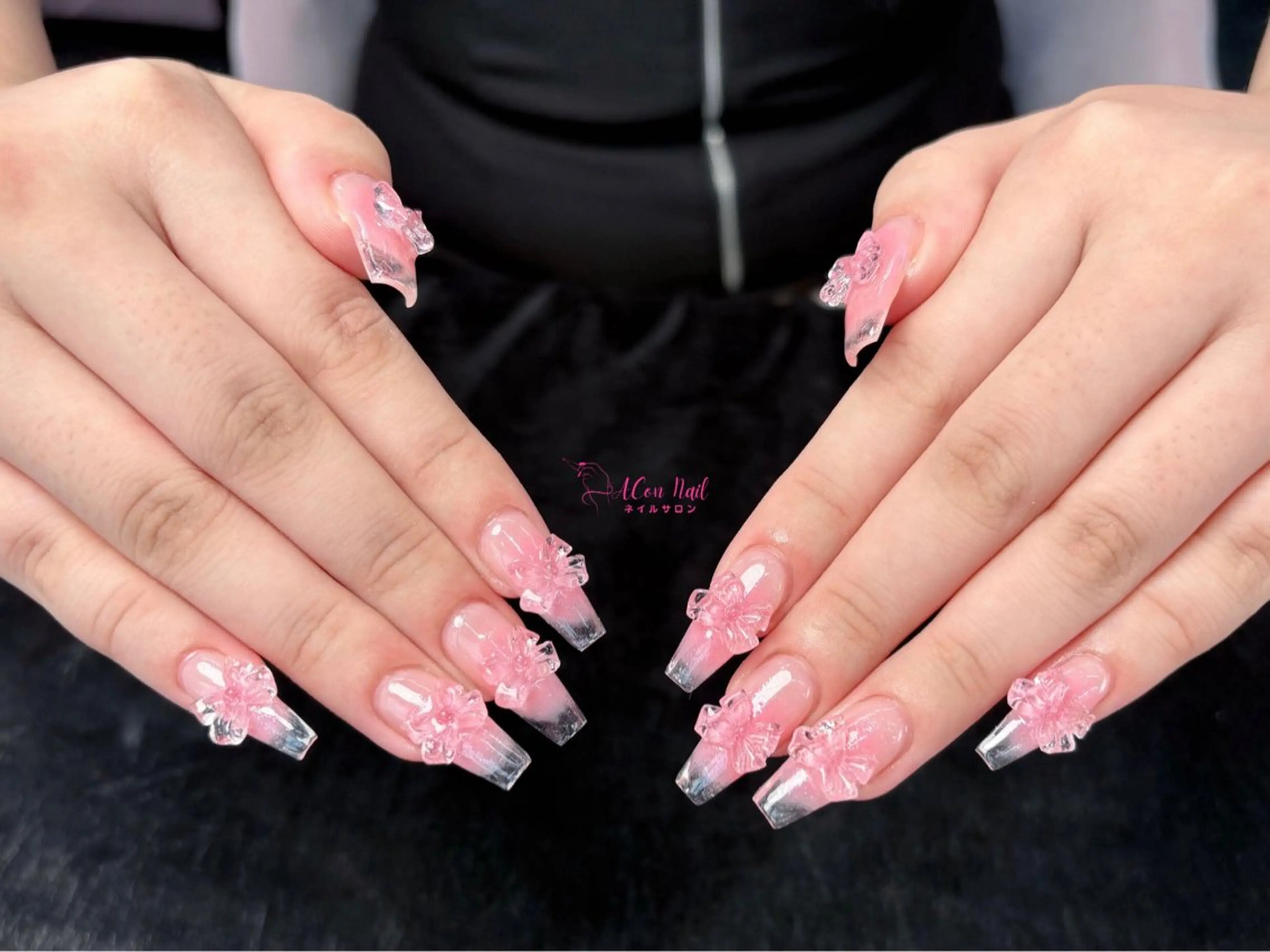 ネイル 桜ネイル 長さ出し フラワーネイル フレンチネイル ジェルネイル ハンドネイル AConNailSalon所属・ACon NailSalonのネイルデザイン