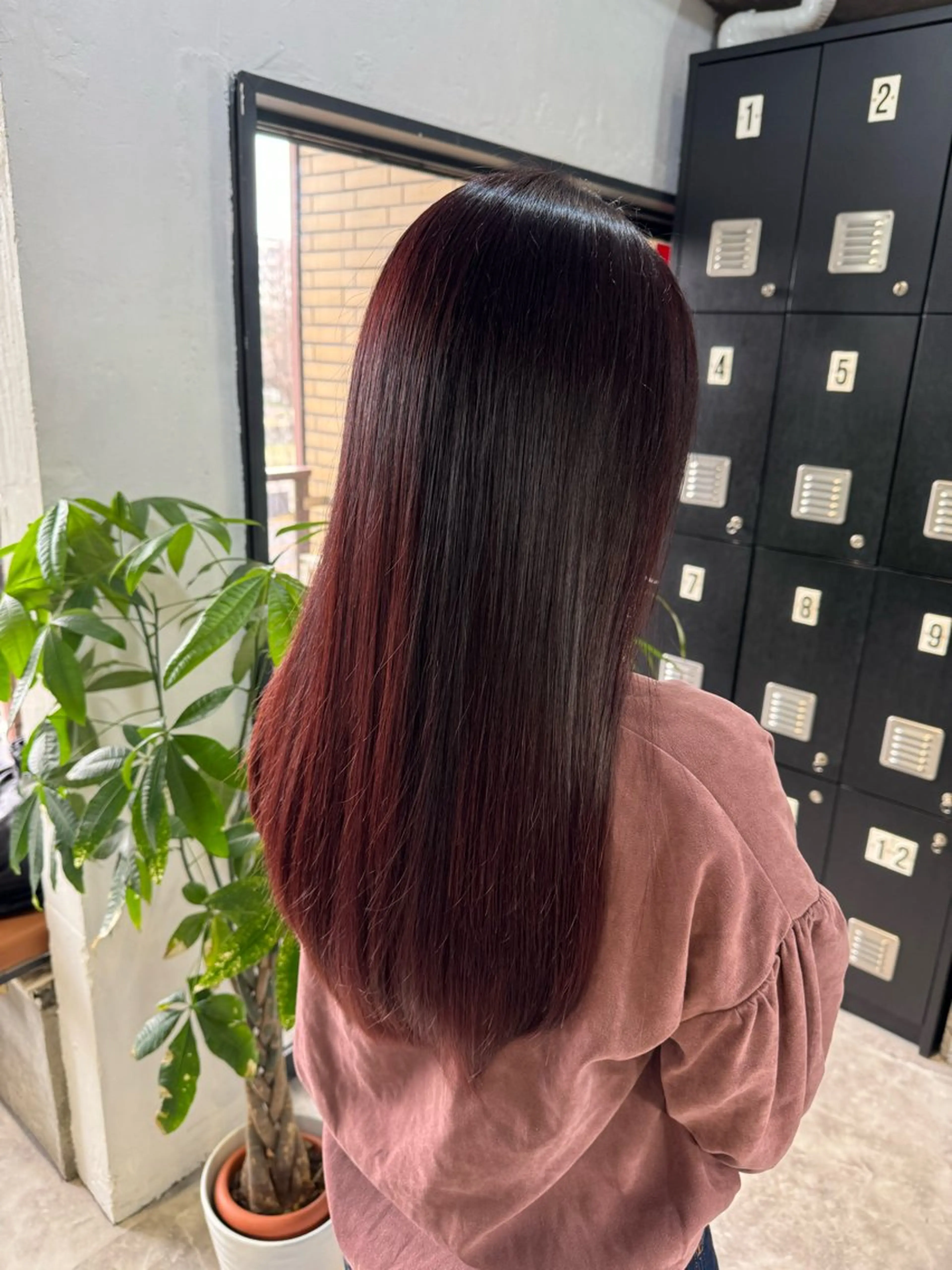 ロング カラー リラク Akua【代表】 Kazumaのヘアスタイル