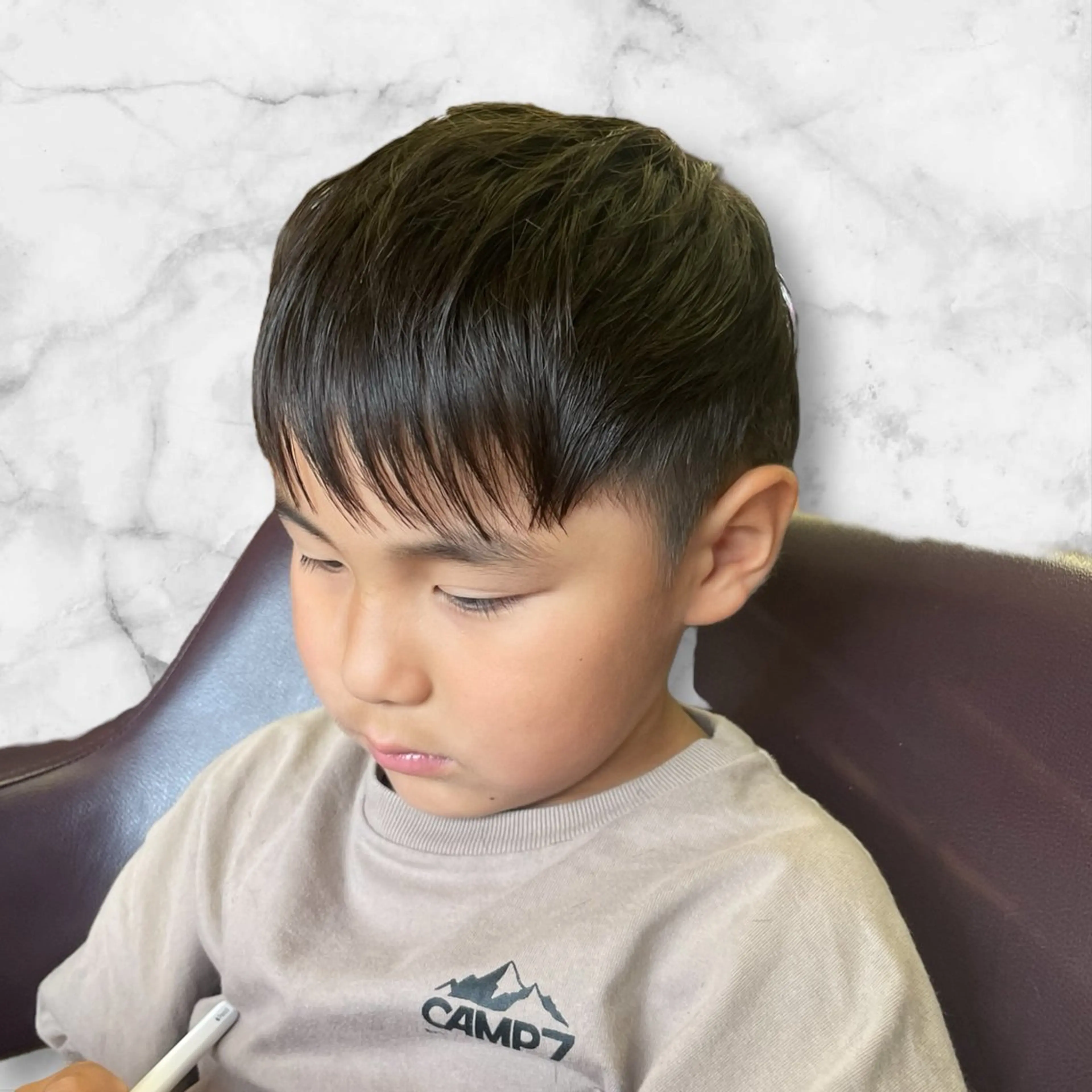 キッズ セルバ所属・HIRORO ブリーチ/ハイトーンのヘアスタイル