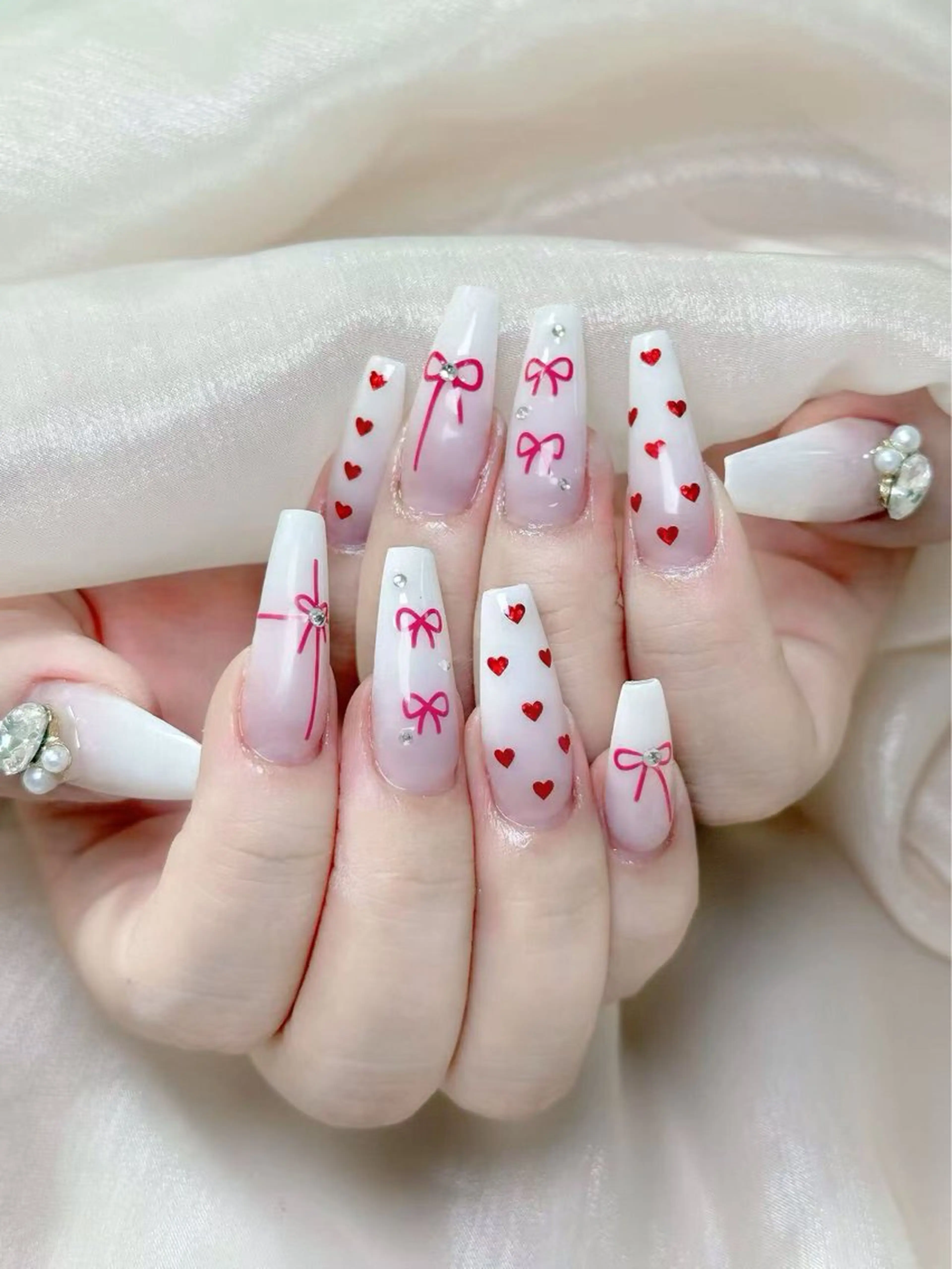 ネイル ハンドネイル 小 雨のネイルデザイン