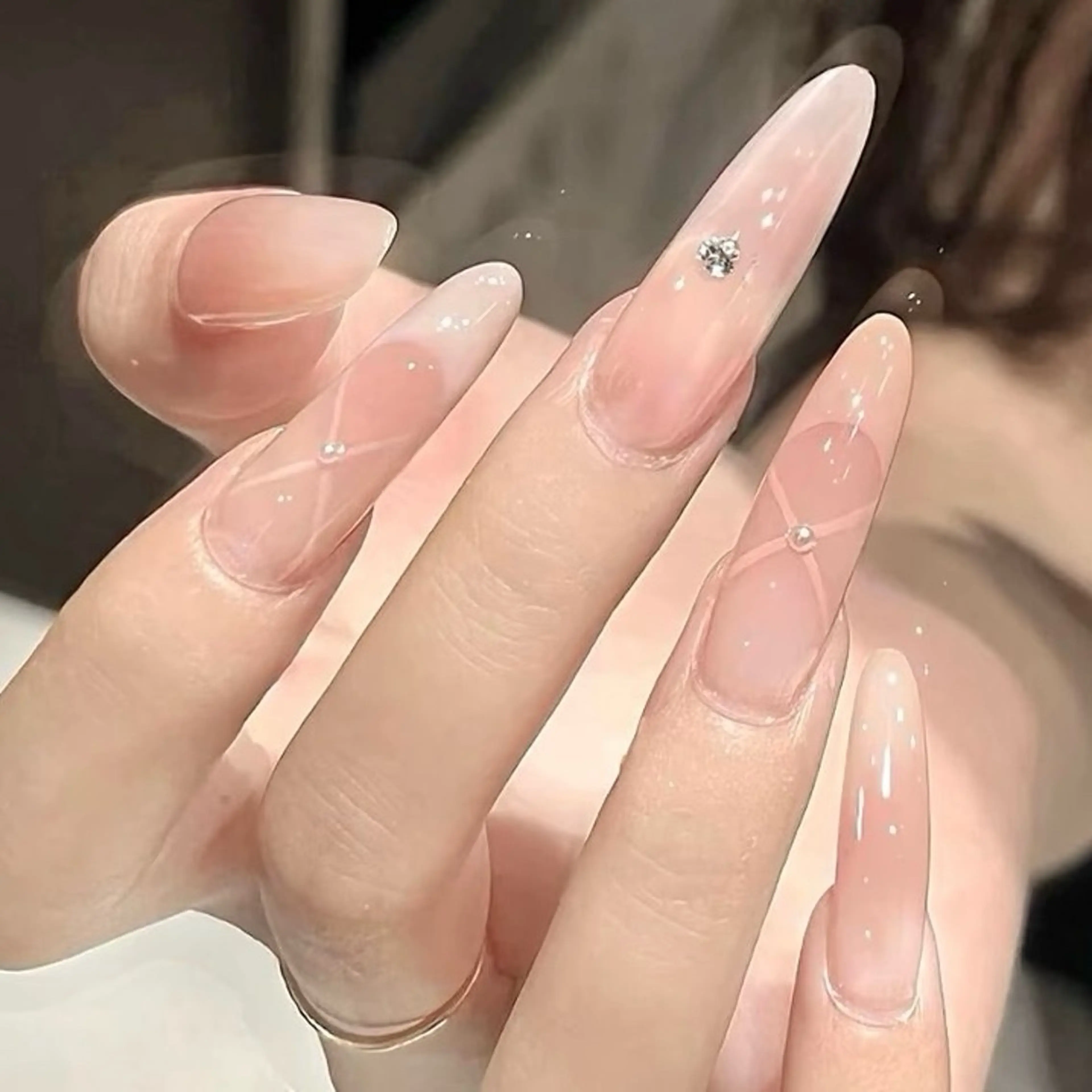 ネイル チークネイル 長さ出し フラワーネイル フレンチネイル ガーリー SunNail池袋駅 ワンホンネイルのネイルデザイン