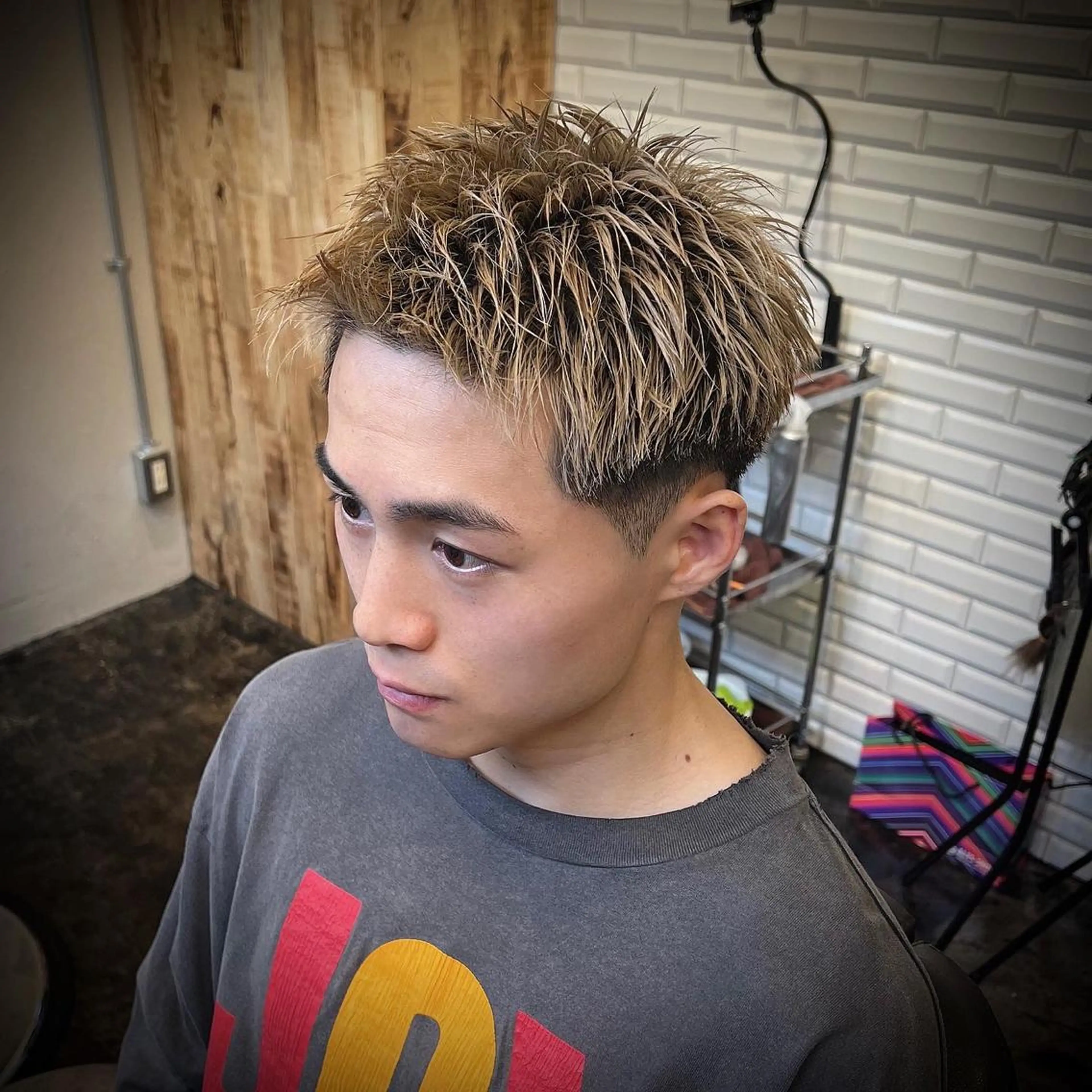 メンズ 刈り上げ カット ヘアカラー トリートメント メンズ特化/パーマ/ メッシュ/竜成のヘアスタイル