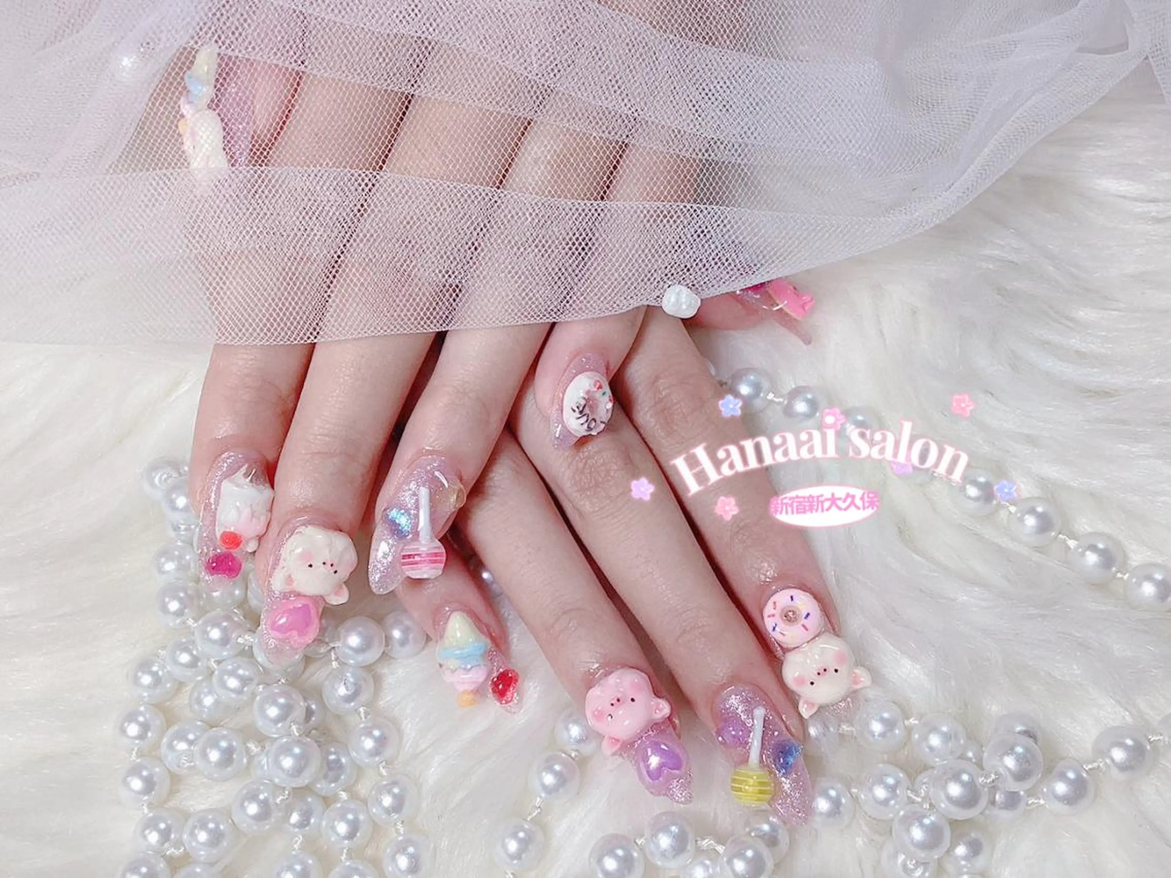 ミディアム 長谷川 妃菜のネイルデザイン