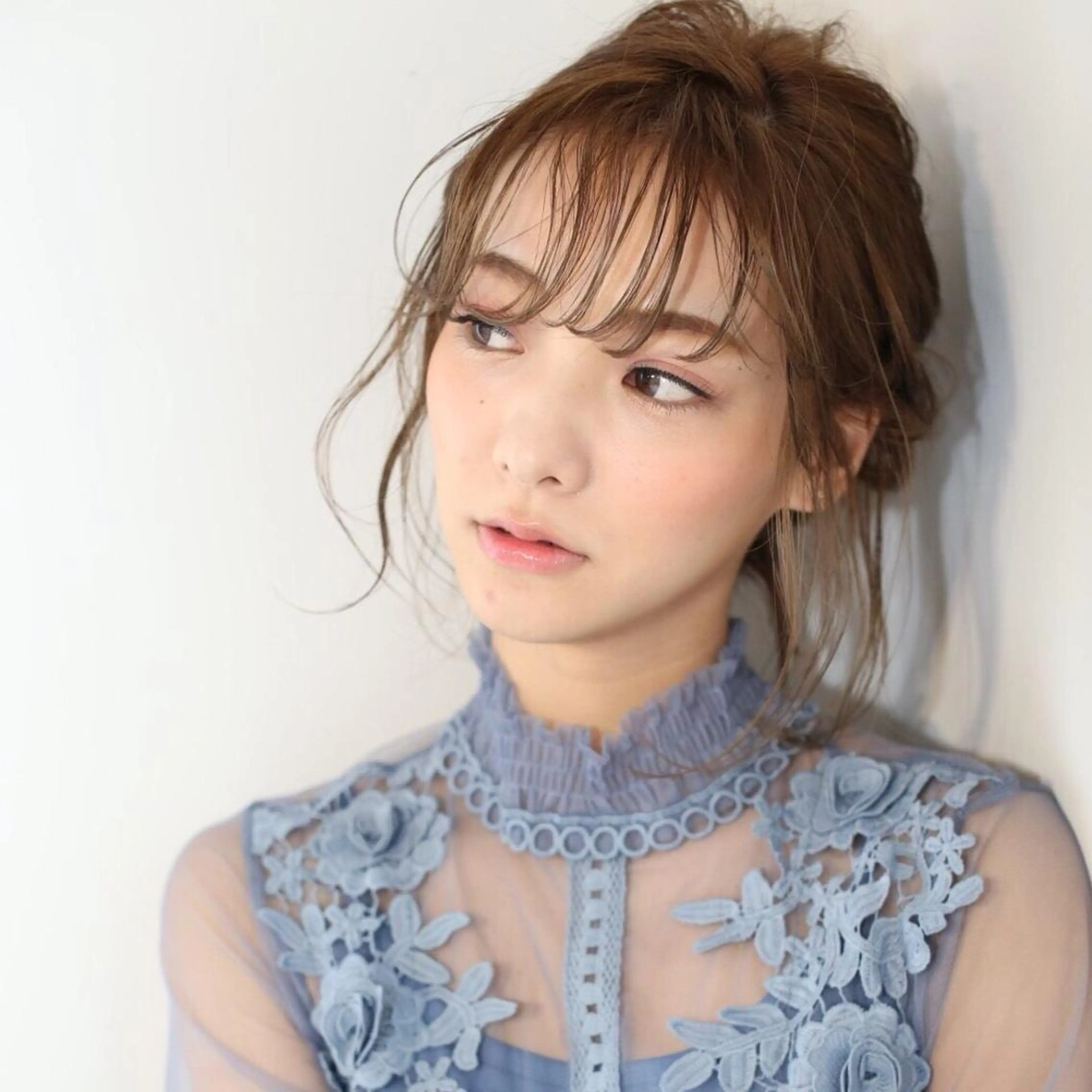 ミディアム 米倉 群のヘアスタイル