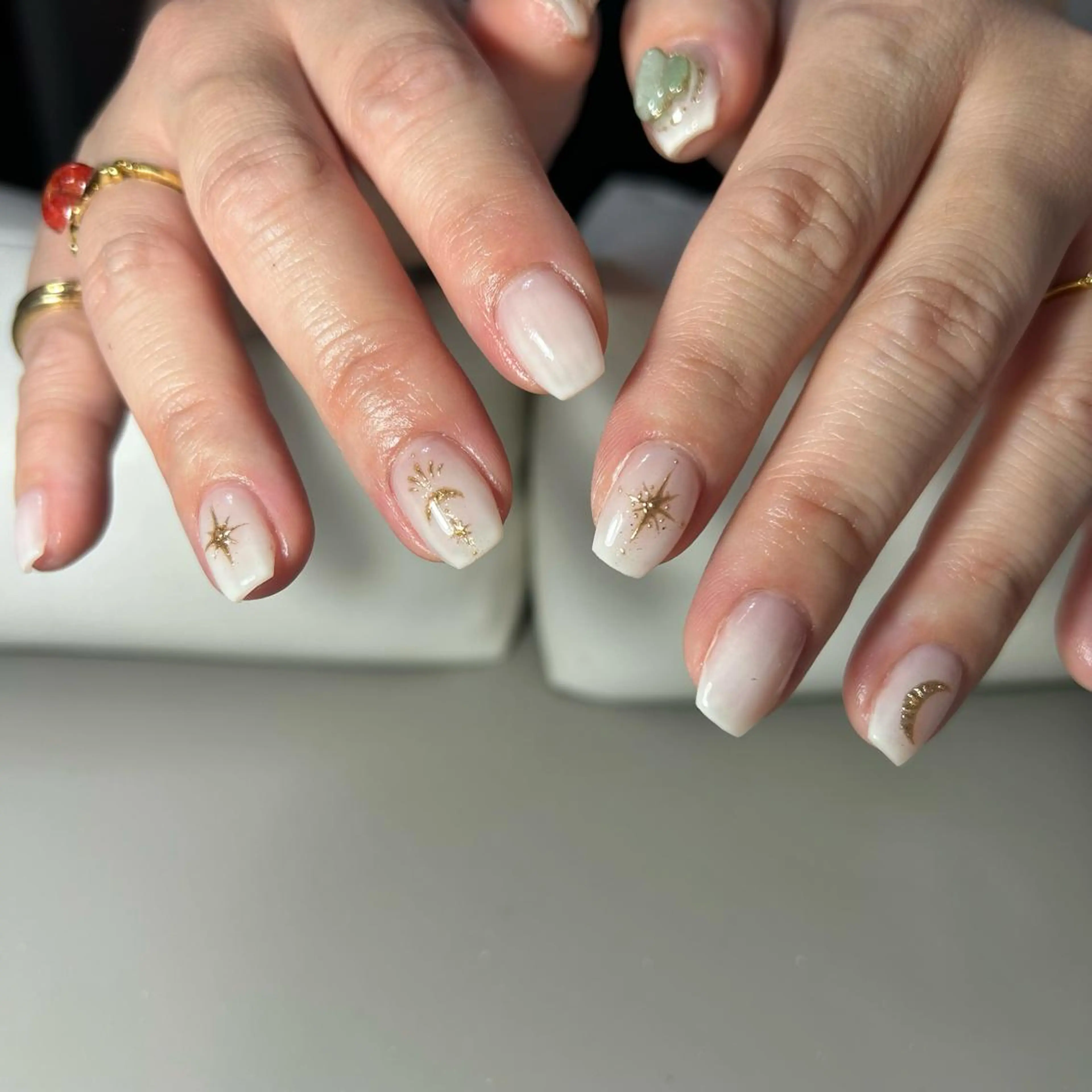 ネイル ハンドネイル nailroom‪ sb‪‪𓈒𓂂𓏸のネイルデザイン