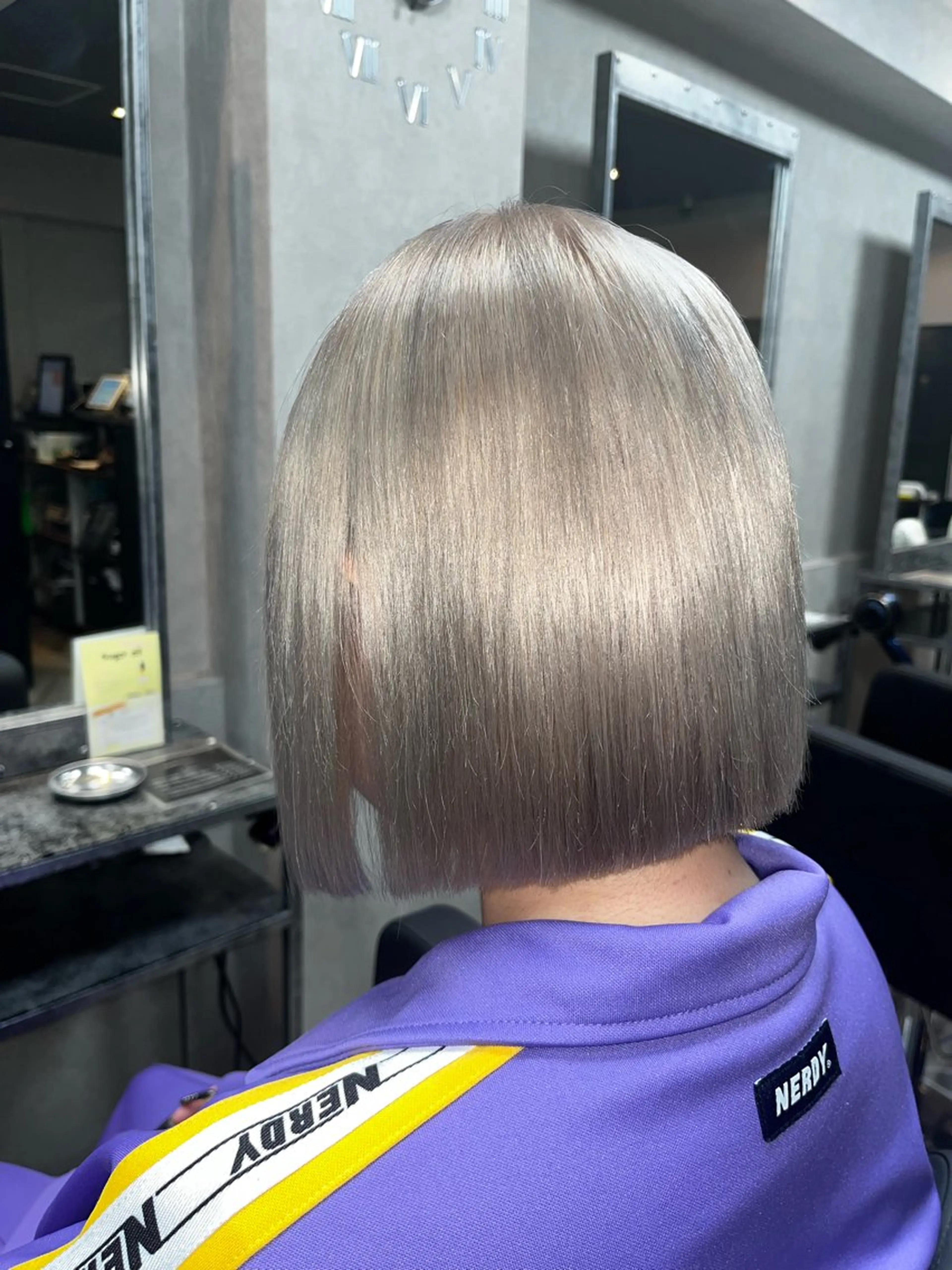 ショート カラー ヘアアレンジ ブリーチ ケアブリーチ デザインカラー ハイトーンカラー ボブ ヘアカラー トリートメント est hair 池袋西口店所属・😈派手髪/ 地雷系 /　KALIN😈のヘアスタイル