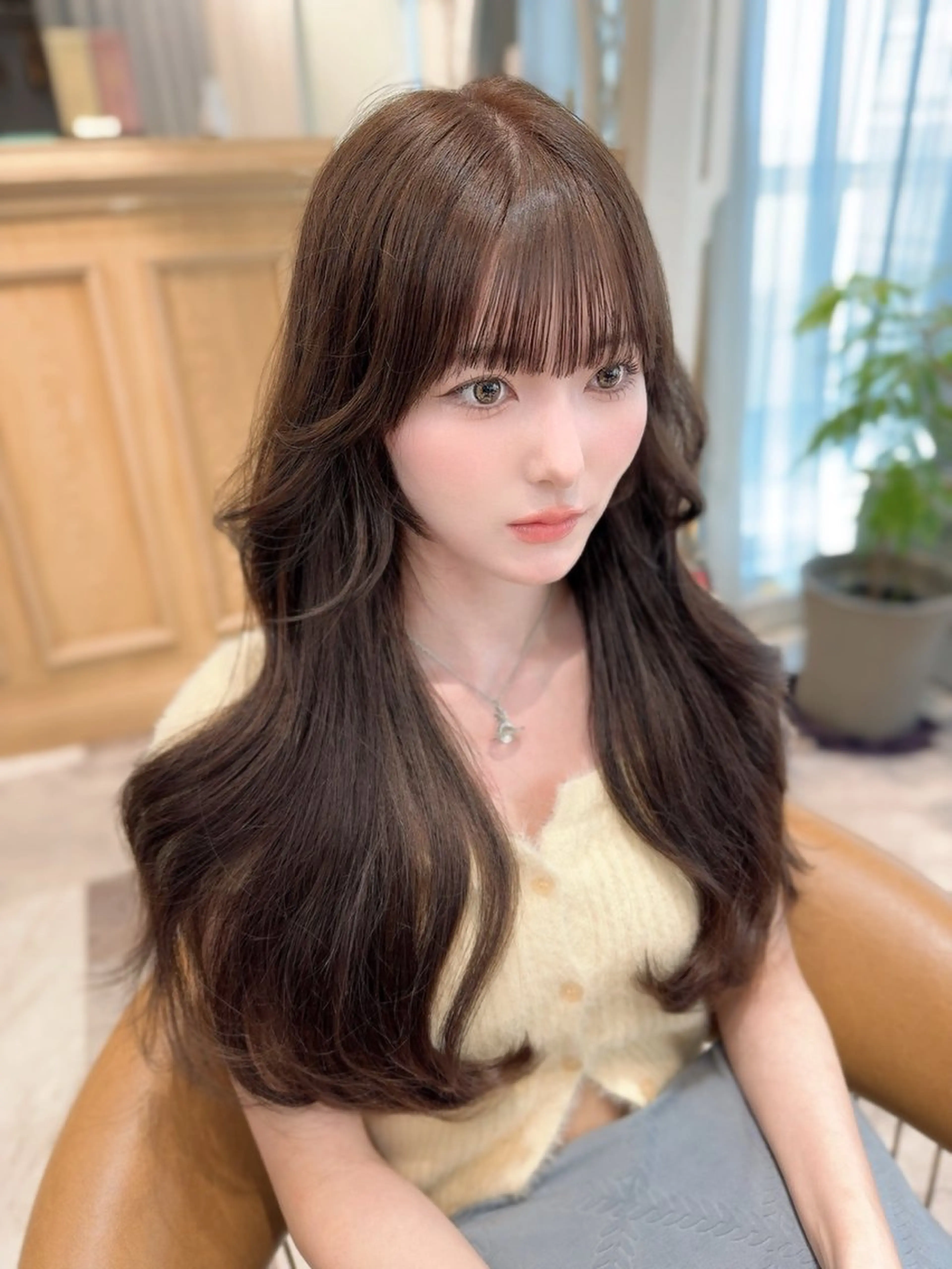 セミロング カラー 韓国風ヘア カット ヘアカラー トリートメント 木屋元一/透明感 /レイヤー/顔まわりのヘアスタイル