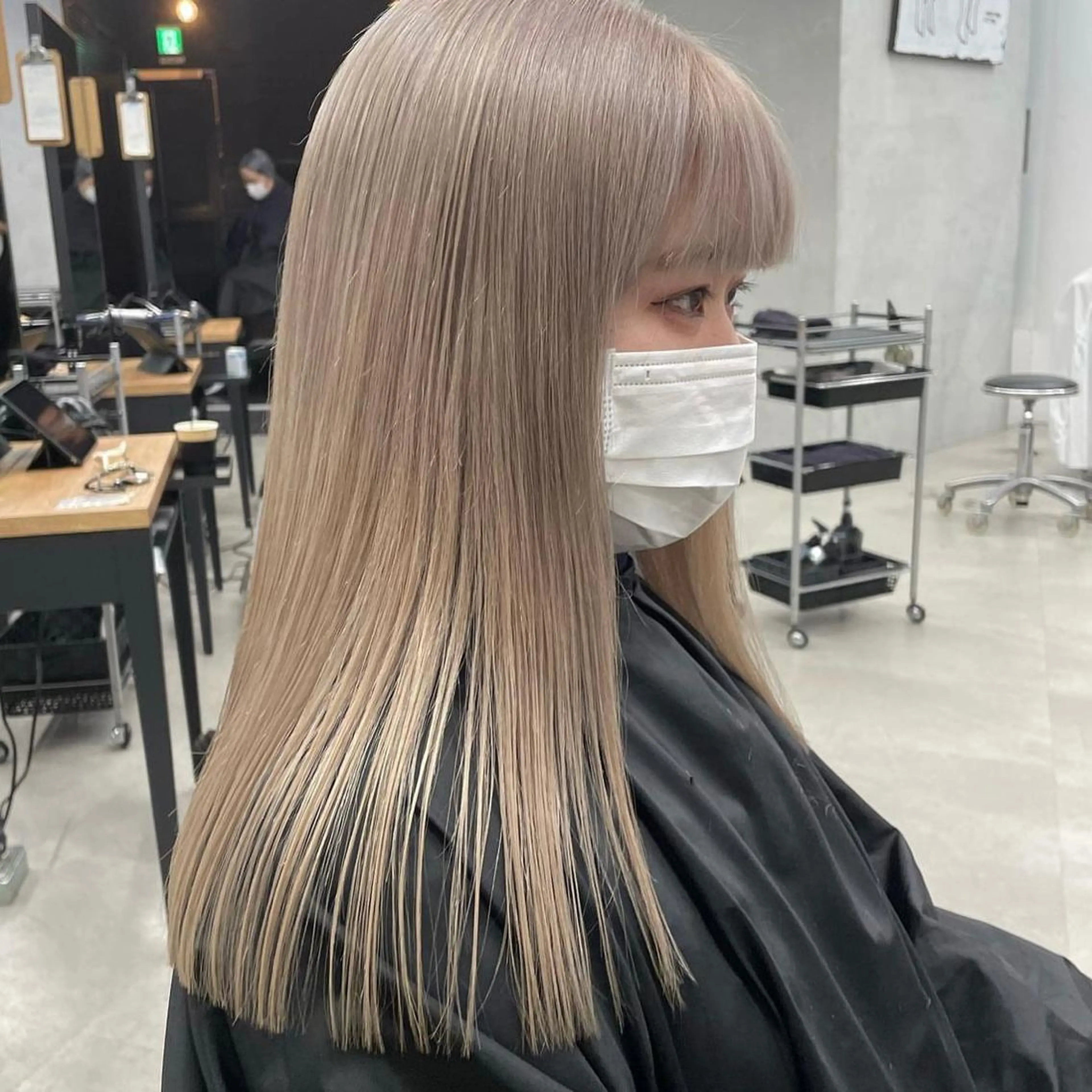 ロング カラー ヘアカラー トリートメント 韓国/ハイトーン/ ボブ🎀MIKU🎀のヘアスタイル