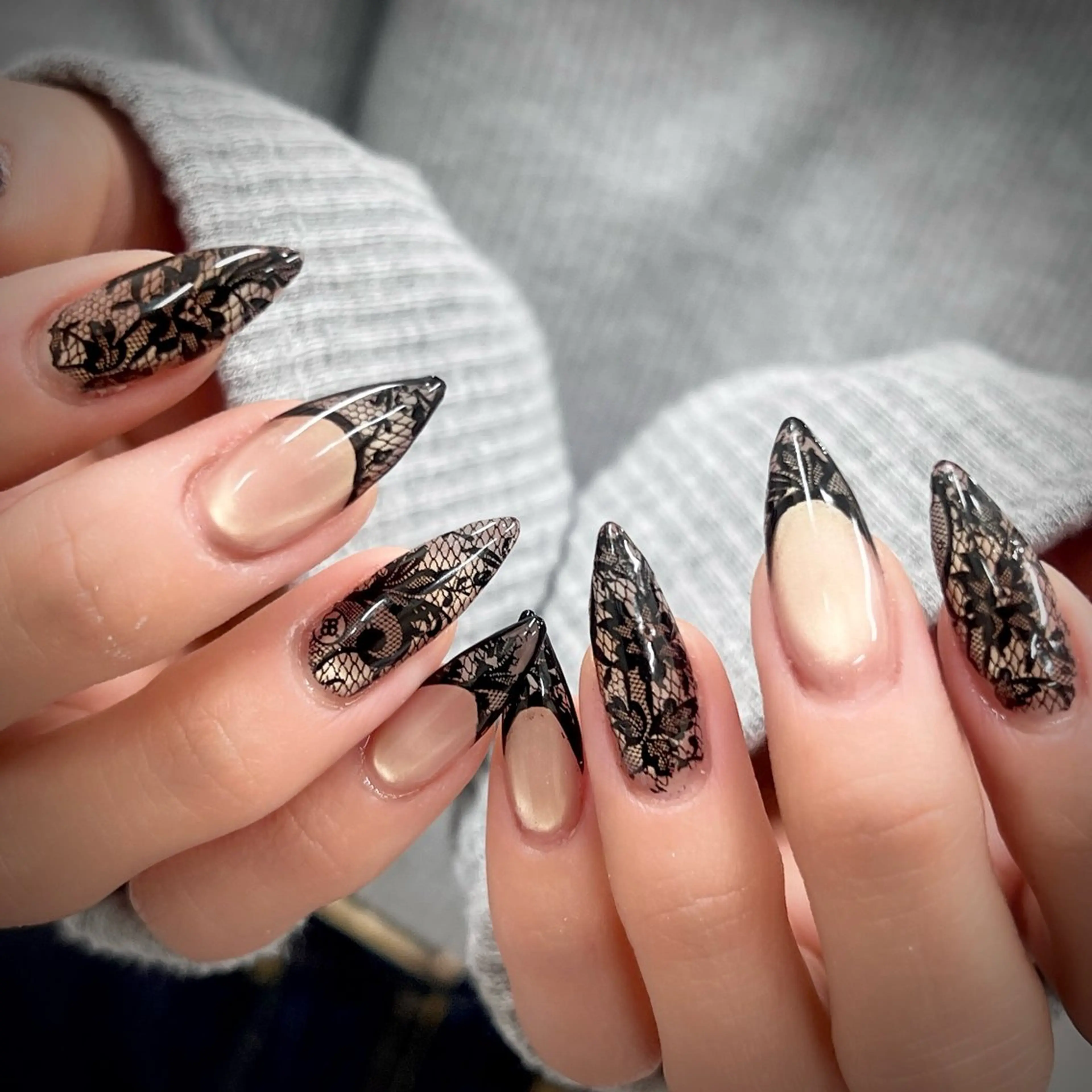 ネイル ハンドネイル ANNE綾瀬店 eriのネイルデザイン