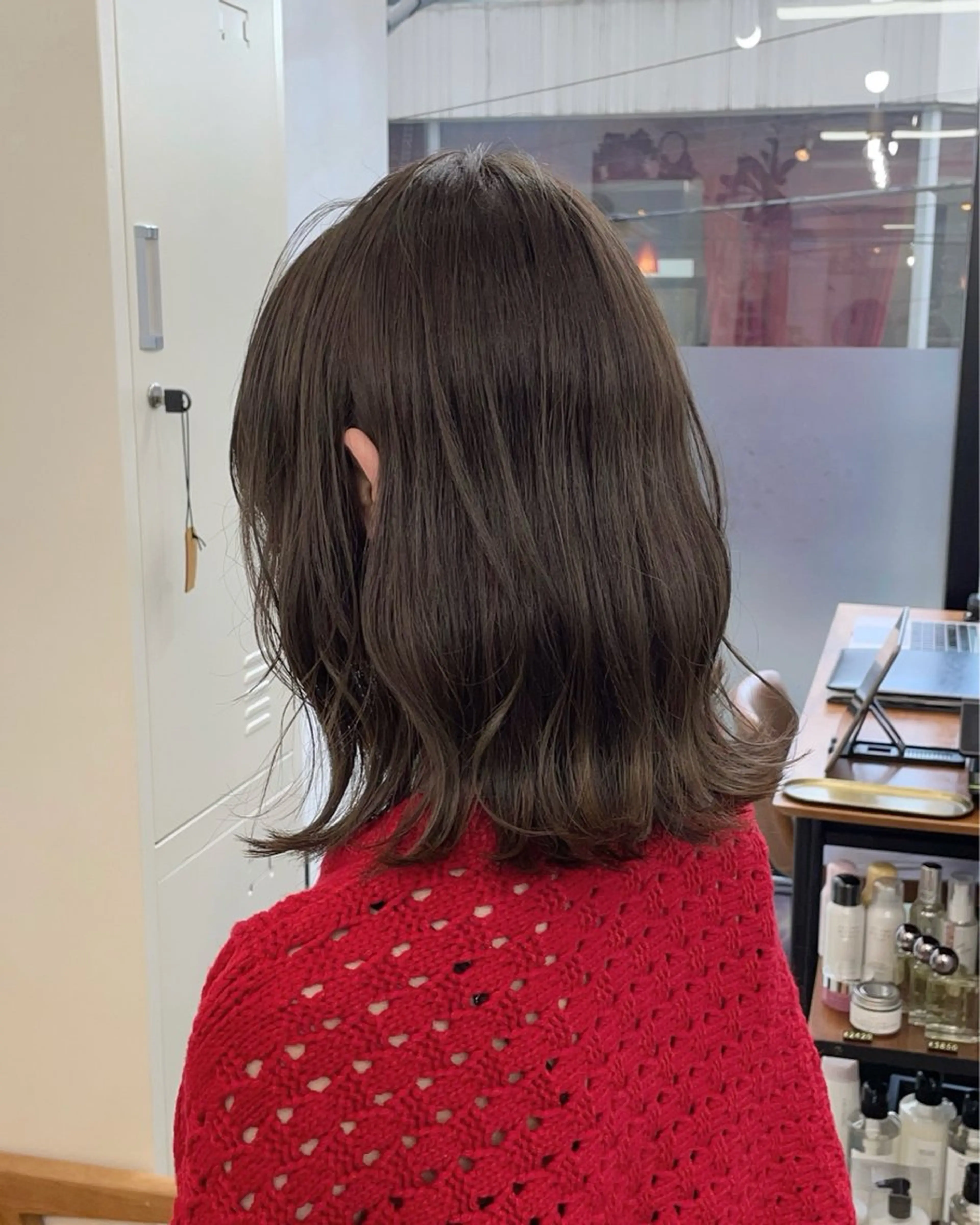 ミディアム カラー アッシュ ベージュカラー 透明感カラー ヘアカラー トリートメント ✨髪質改善✨原宿 えのもと　はなのヘアスタイル