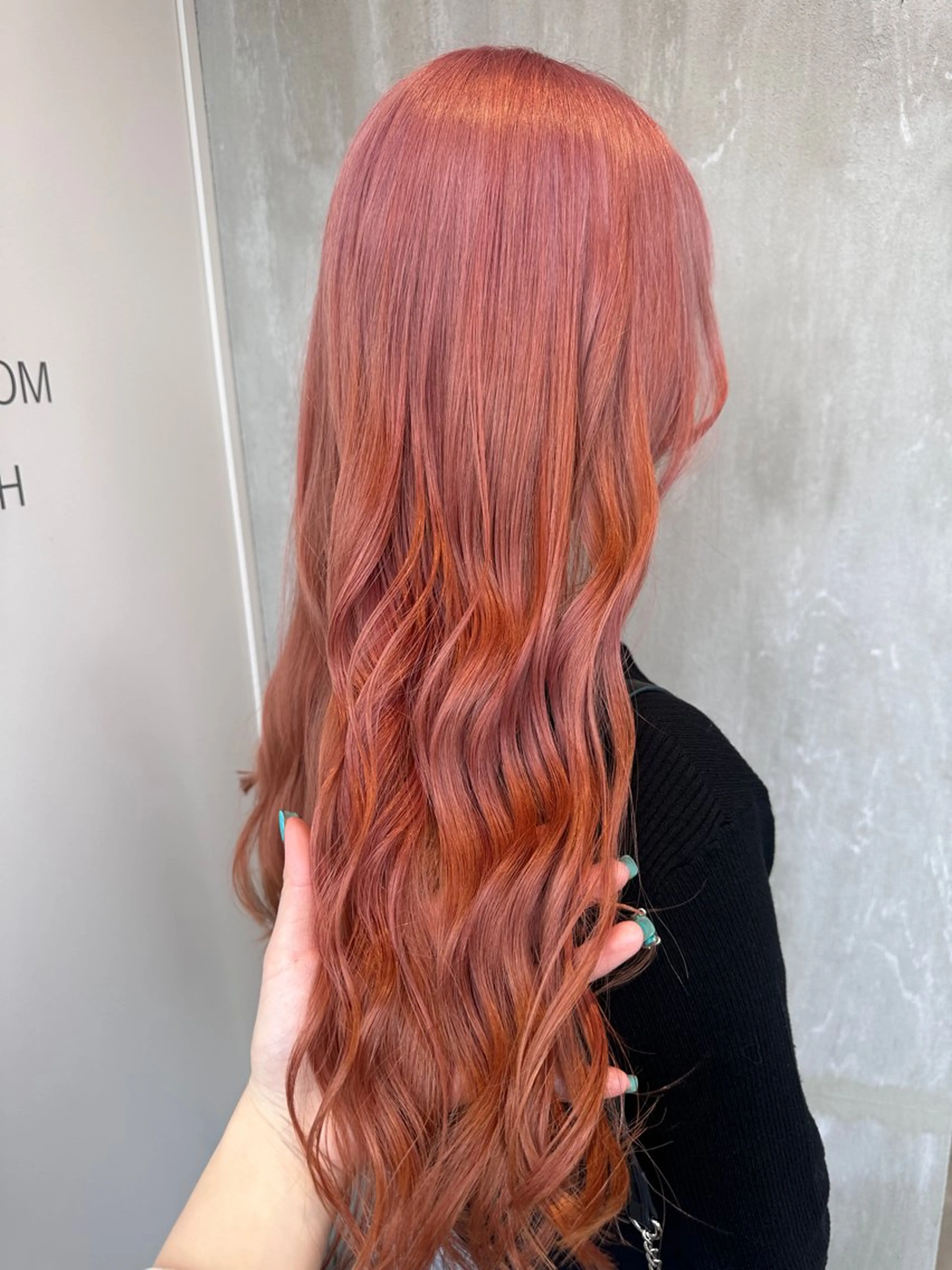 ロング カラー ピンクカラー 岐阜の美容師 HONOKAのヘアスタイル