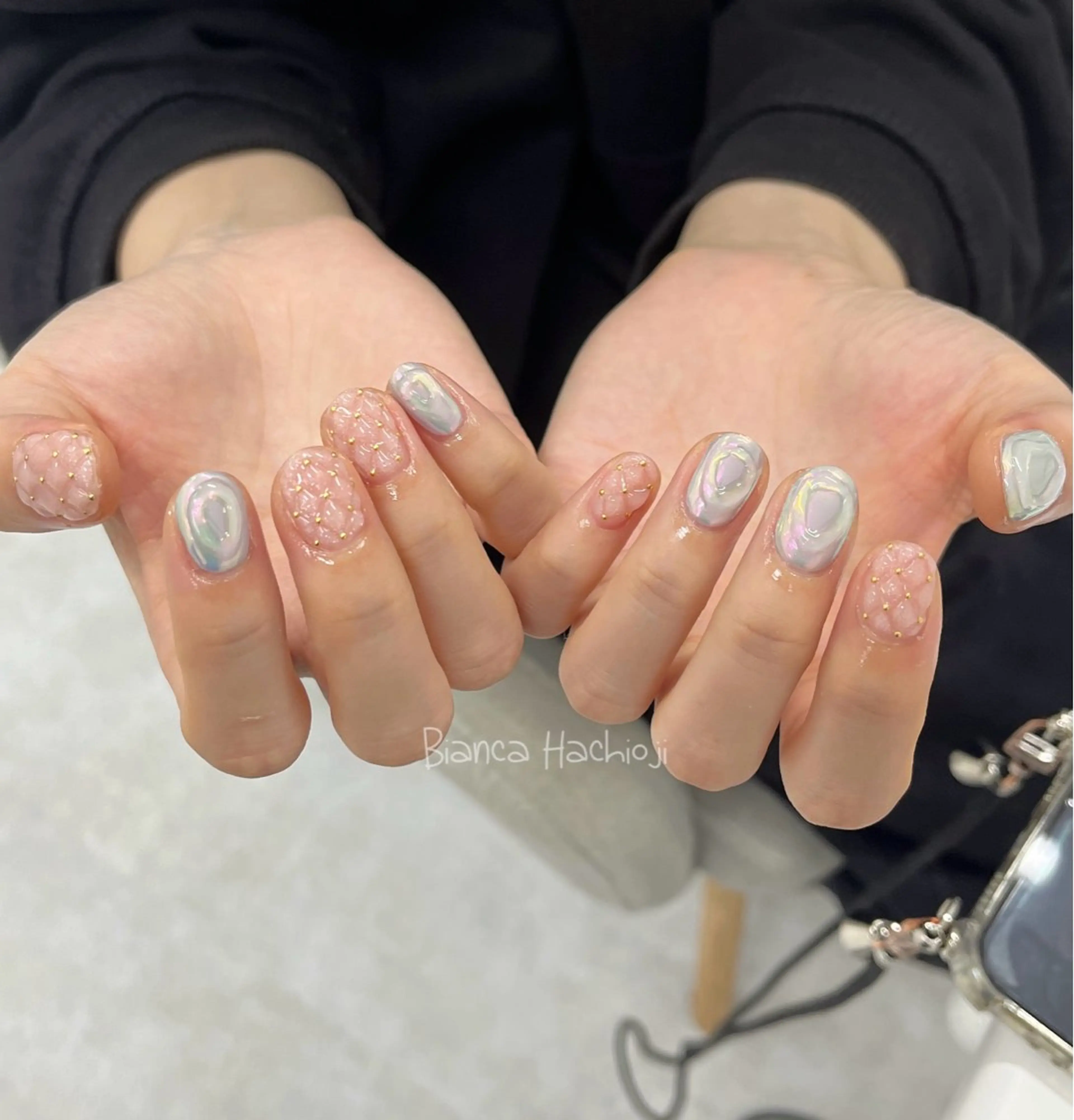 ネイル ハンドネイル Bianca🩶 SHIONOのネイルデザイン