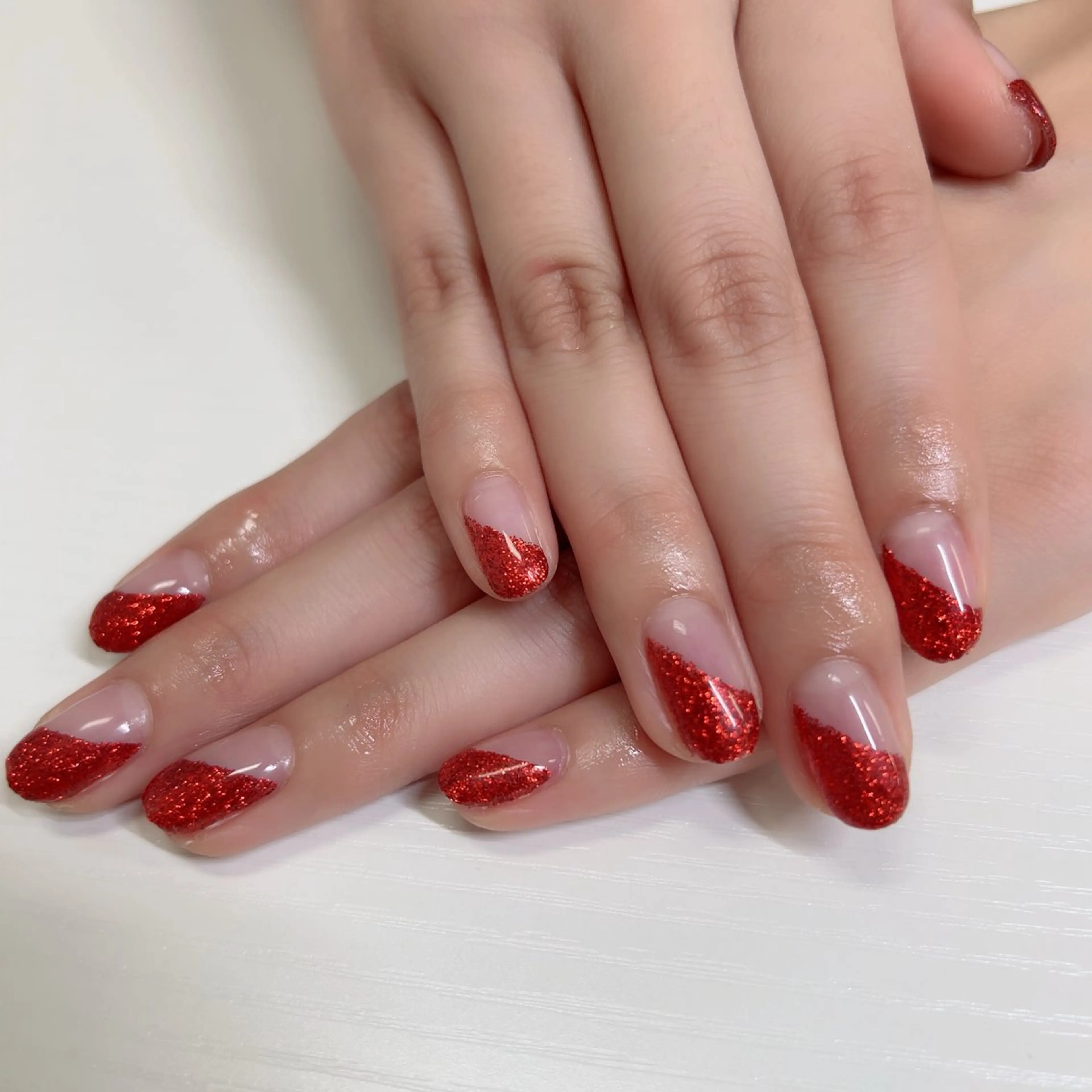 ネイル フレンチネイル ラメ(グリッター) 斜めフレンチ ワンカラーネイル 赤色 ハンドネイル Bianca立川店 saitoのネイルデザイン