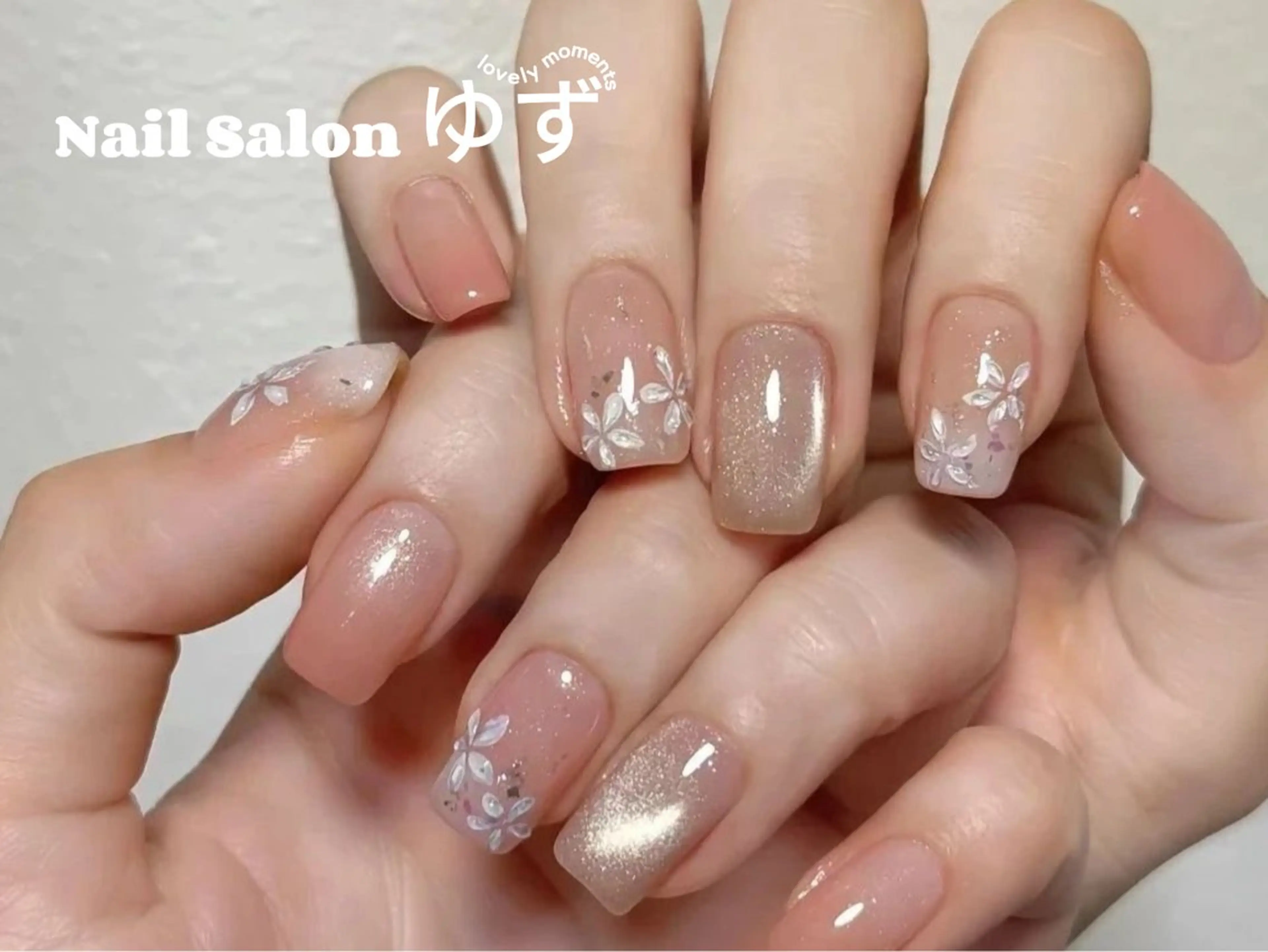 ネイル アートネイル フラワーネイル マグネットネイル ピンク シンプルネイル ハンドネイル ネイルサロン ゆずのネイルデザイン