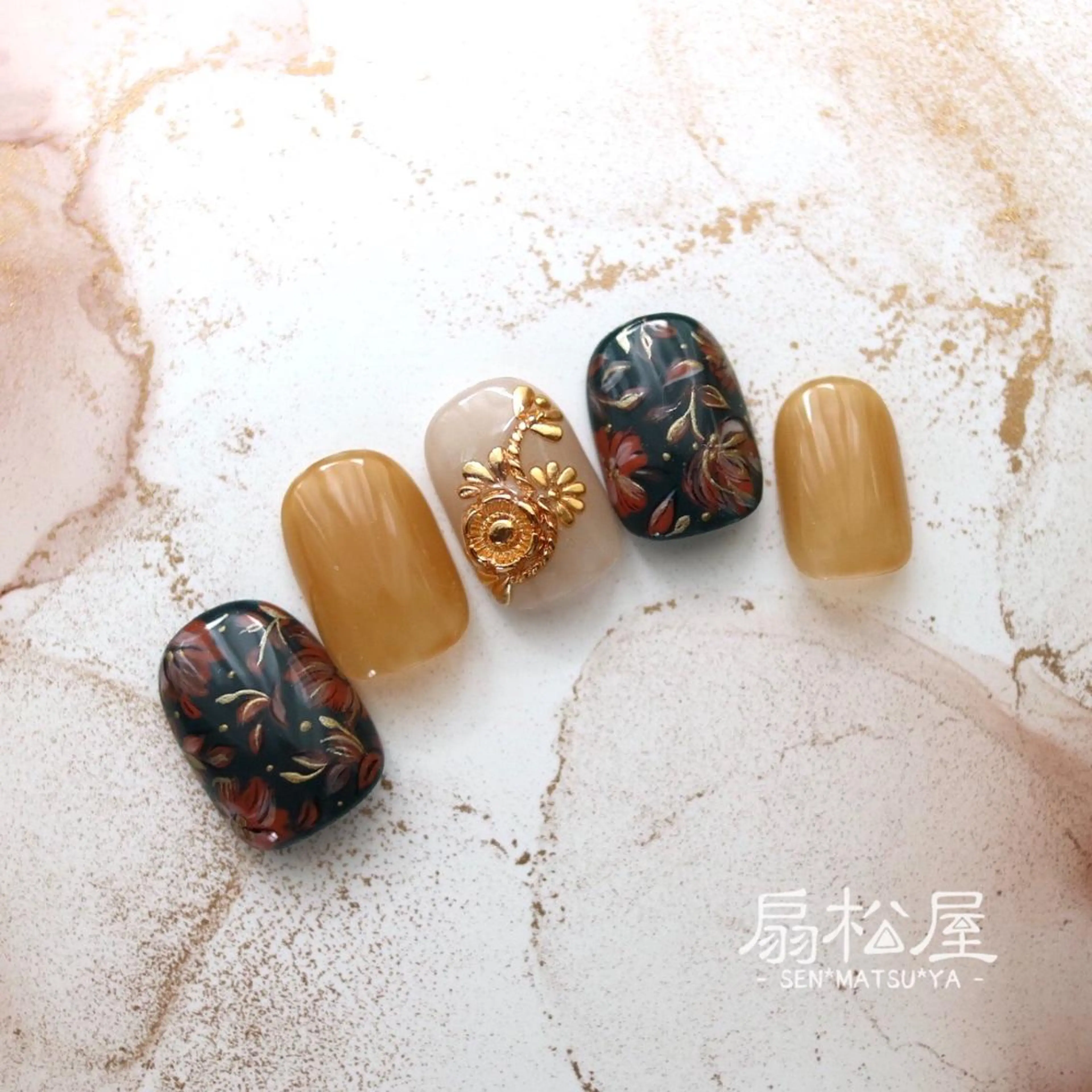 ネイル 扇松屋 marie.nのネイルデザイン