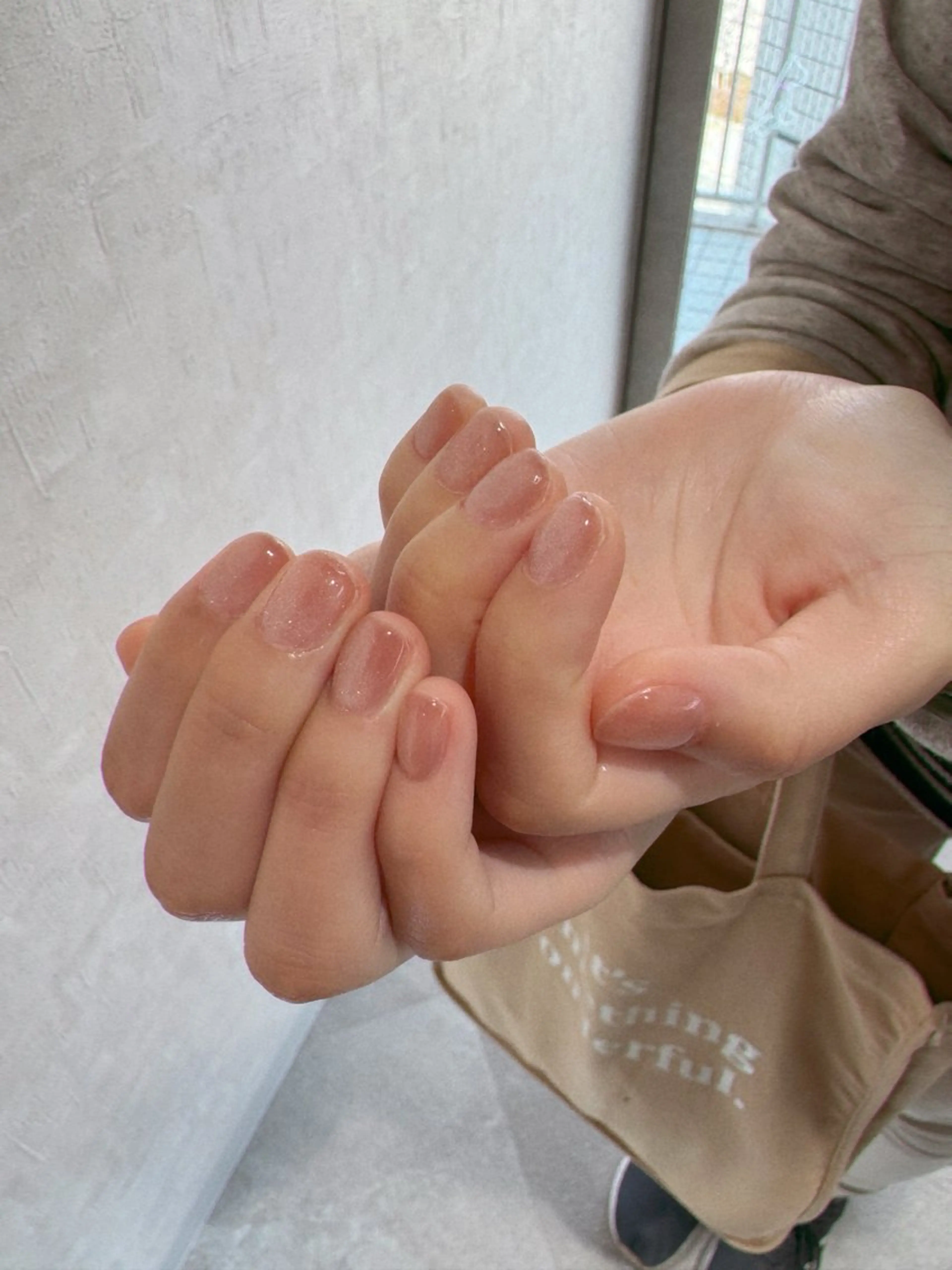 ネイル マグネットネイル マグネットワンカラー ワンカラーネイル m.grey beauty salon所属・吉田 菜摘のネイルデザイン