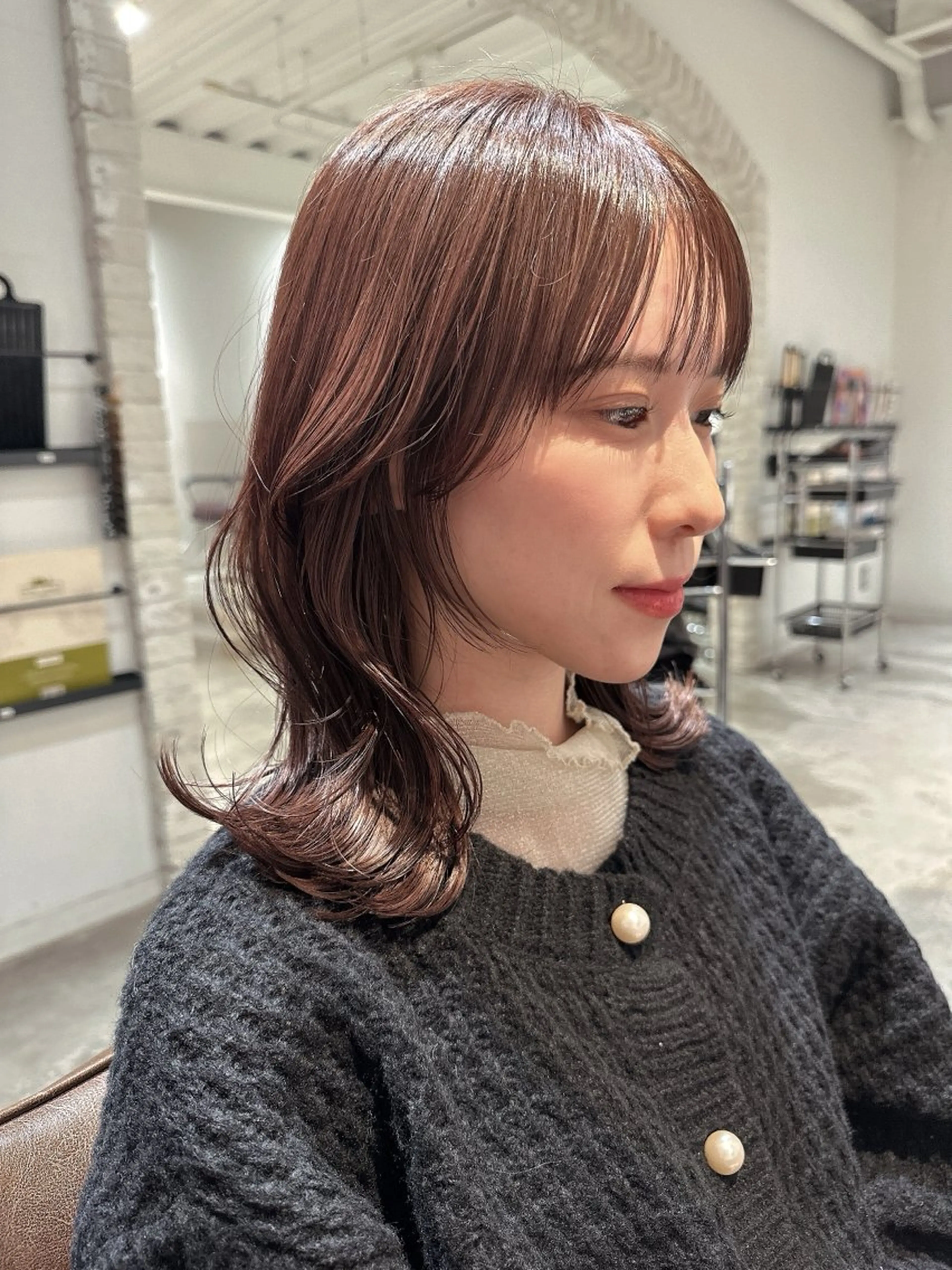 顔周りcut ＋ 艶カラーの写真