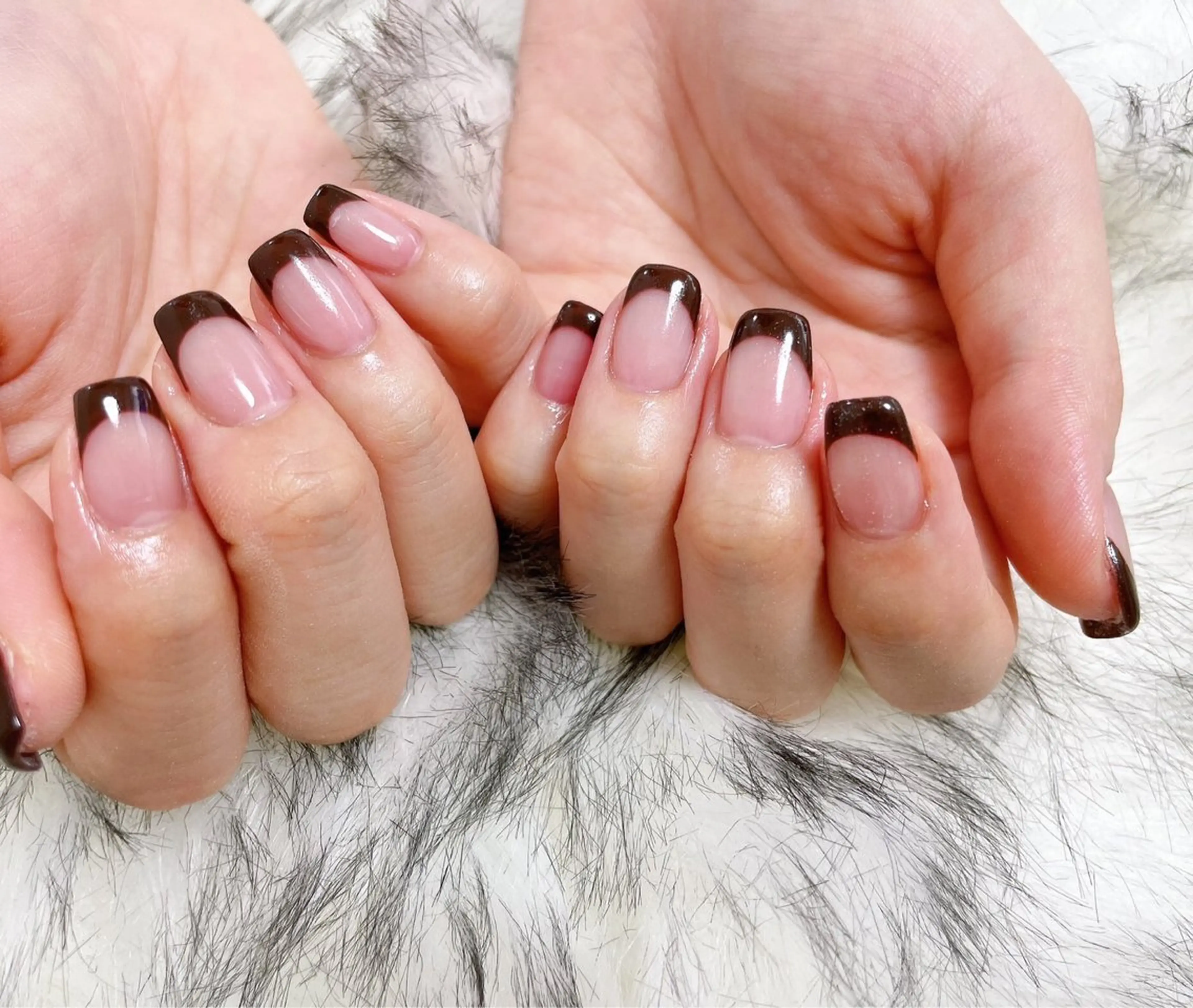 ネイル オーロラネイル フットネイル フレンチネイル ジェルネイル 韓国ネイル Mogu nail 二子玉川のネイルデザイン