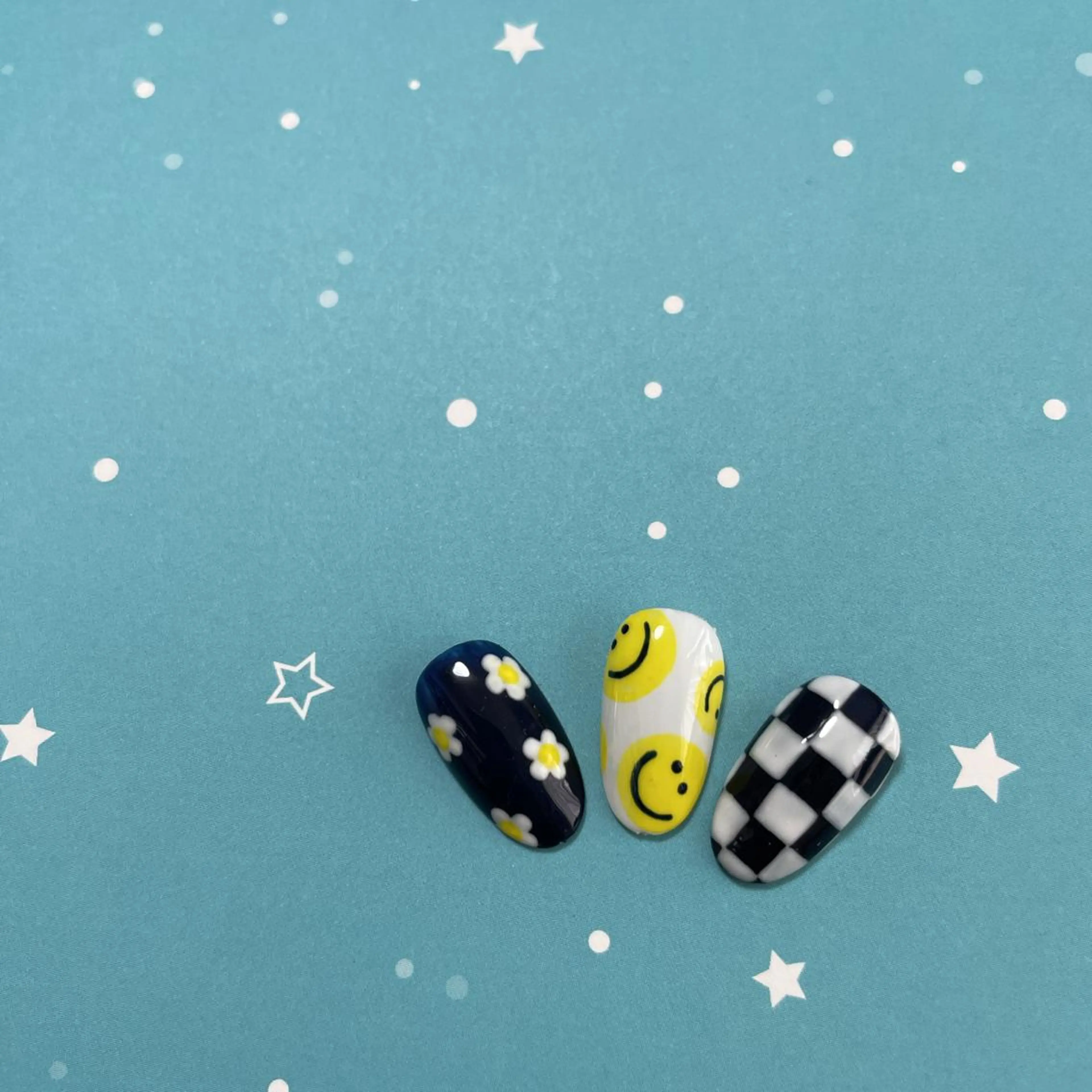 ネイル アートネイル Nail Blue512所属・Nailist MINORIのネイルデザイン