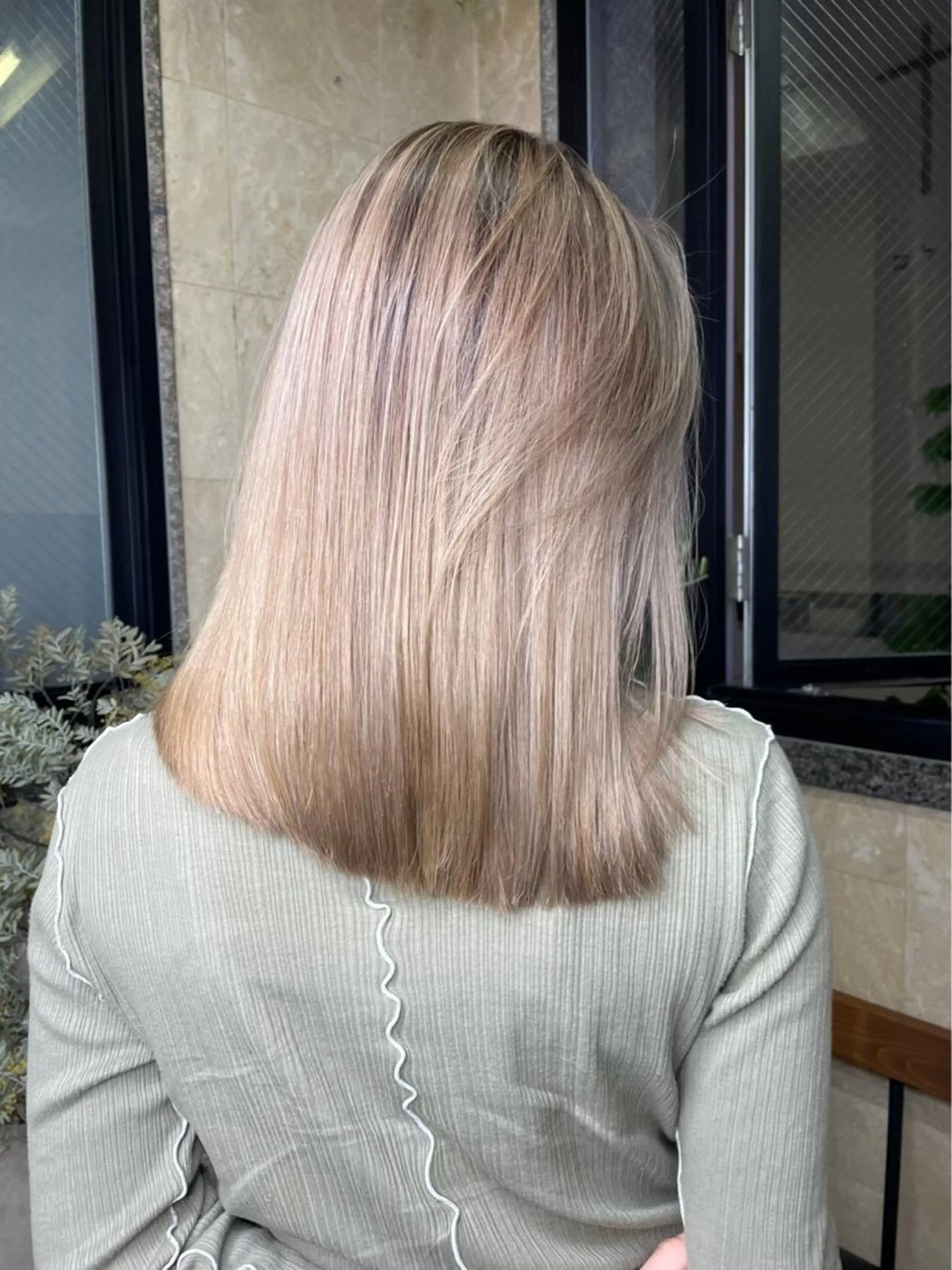 ロング カラー MUSASHI ブリーチカラー◎のヘアスタイル