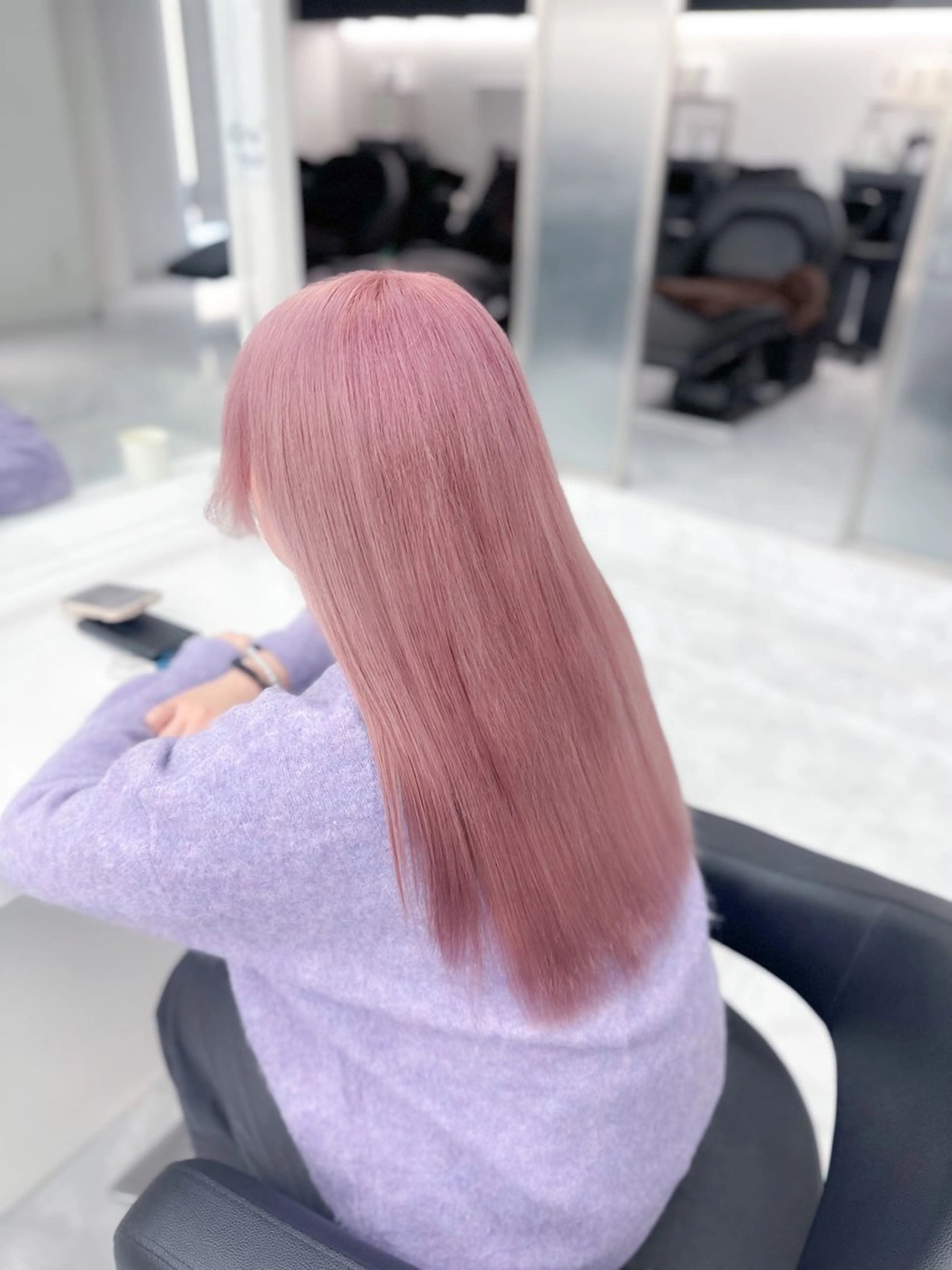 セミロング カラー reco所属・ウルフ&レイヤー特化 まとまる美髪矯正のヘアスタイル