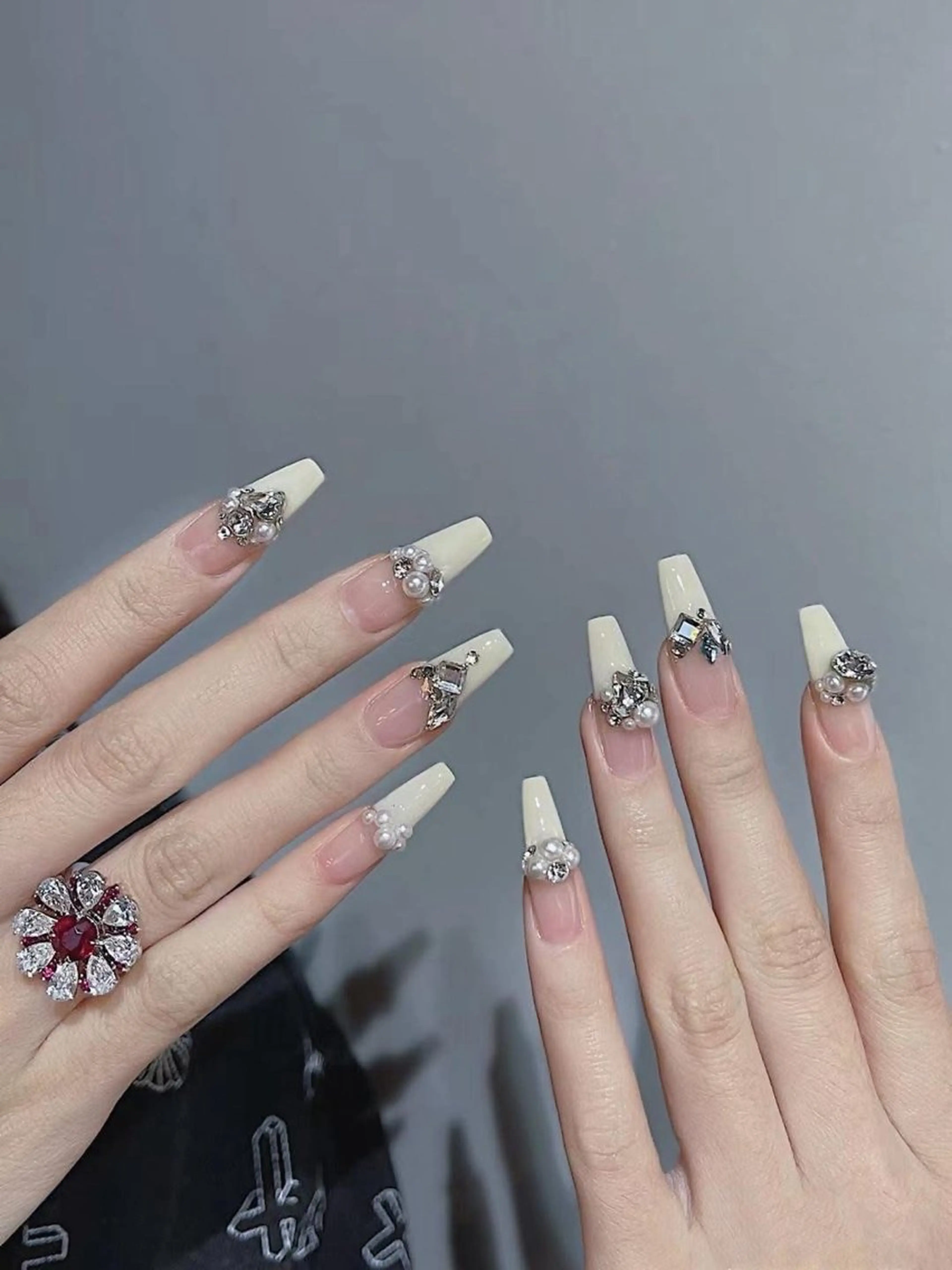 ネイル ANNA NAIL SALON所属・チャン ティ ジエンのネイルデザイン