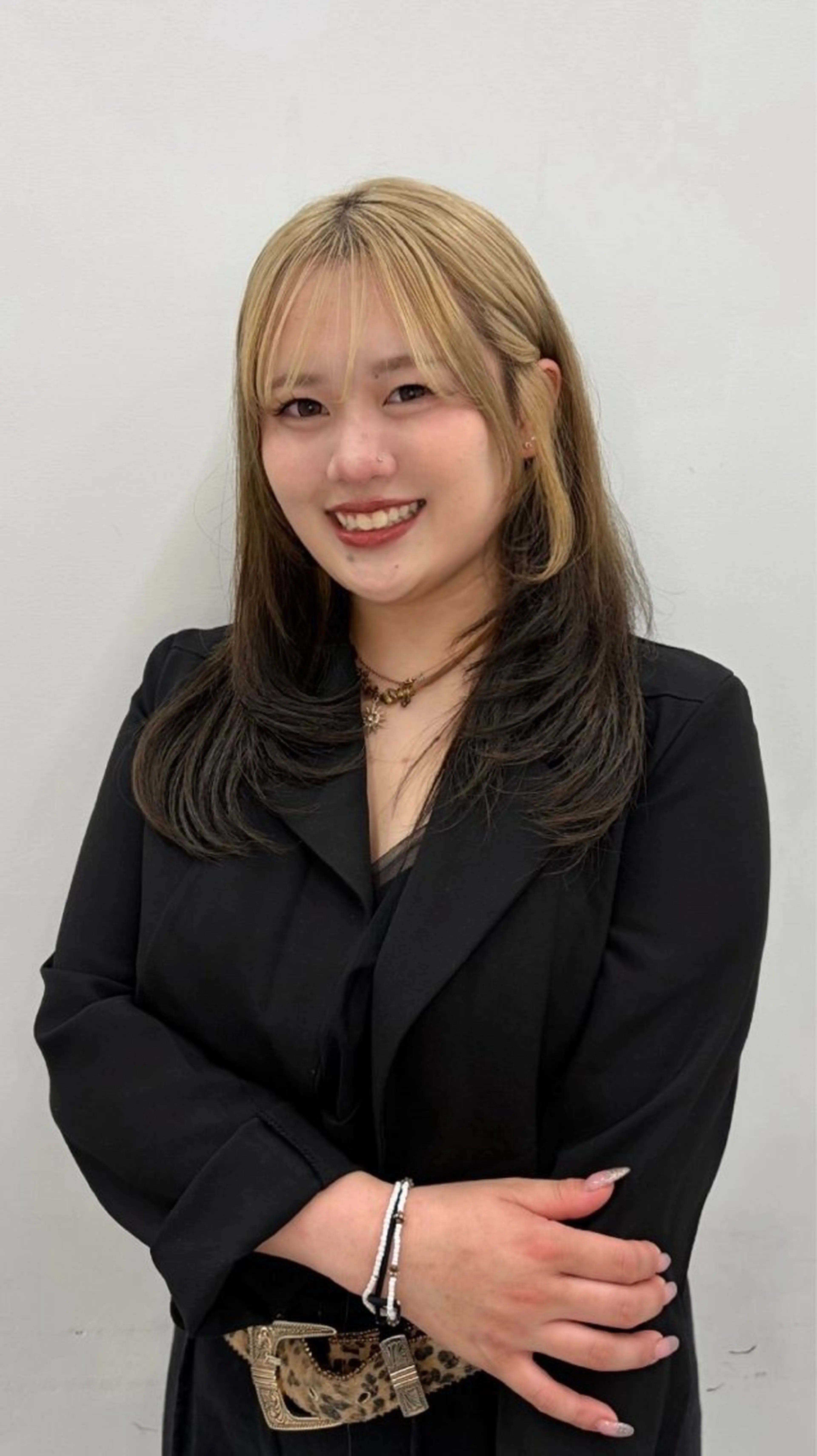 ロング ヘアカラー トリートメント 透明感ハイトーンヘア 🎀ririka🎀のヘアスタイル