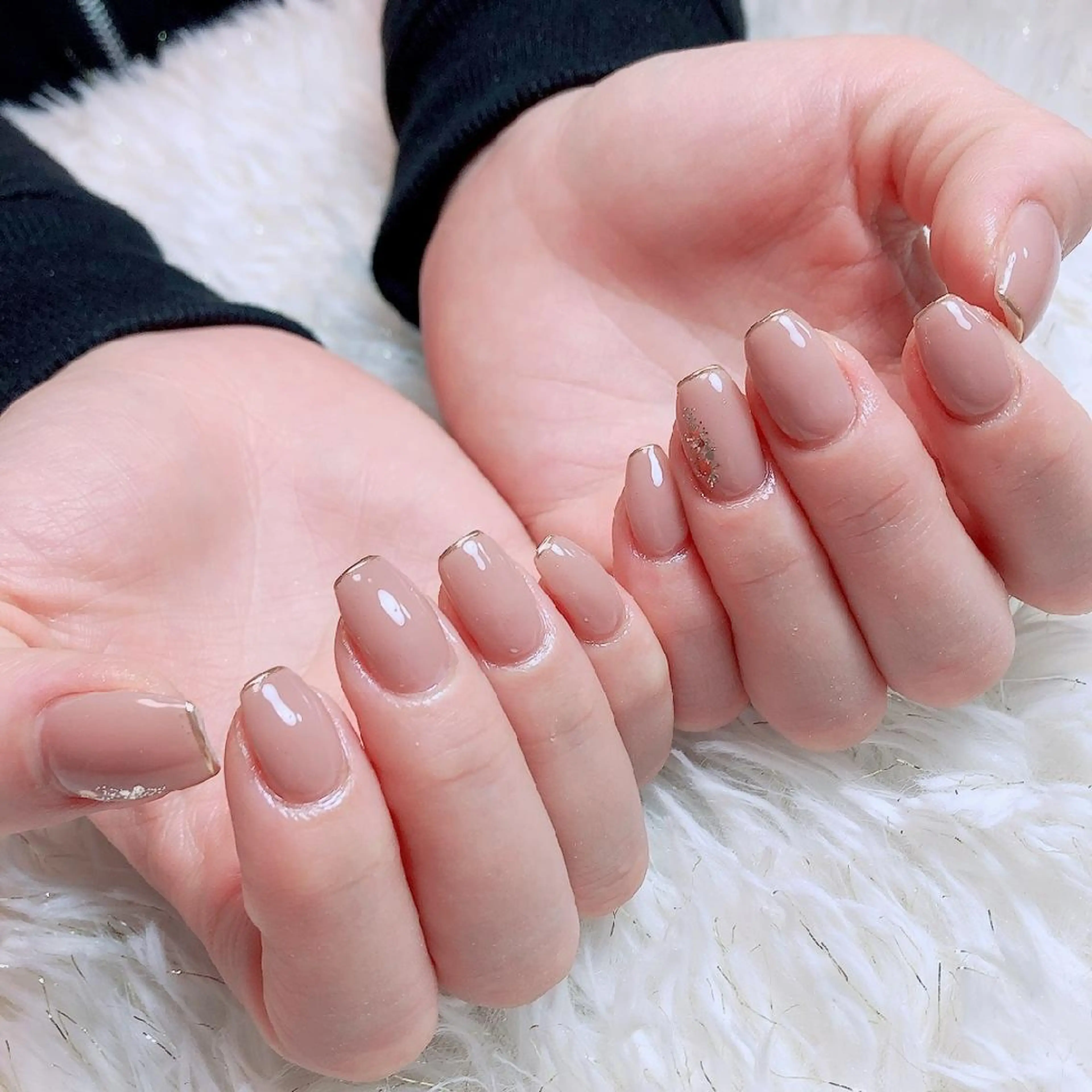 ミディアム ネイル ☺︎山部 志麻☺︎のネイルデザイン