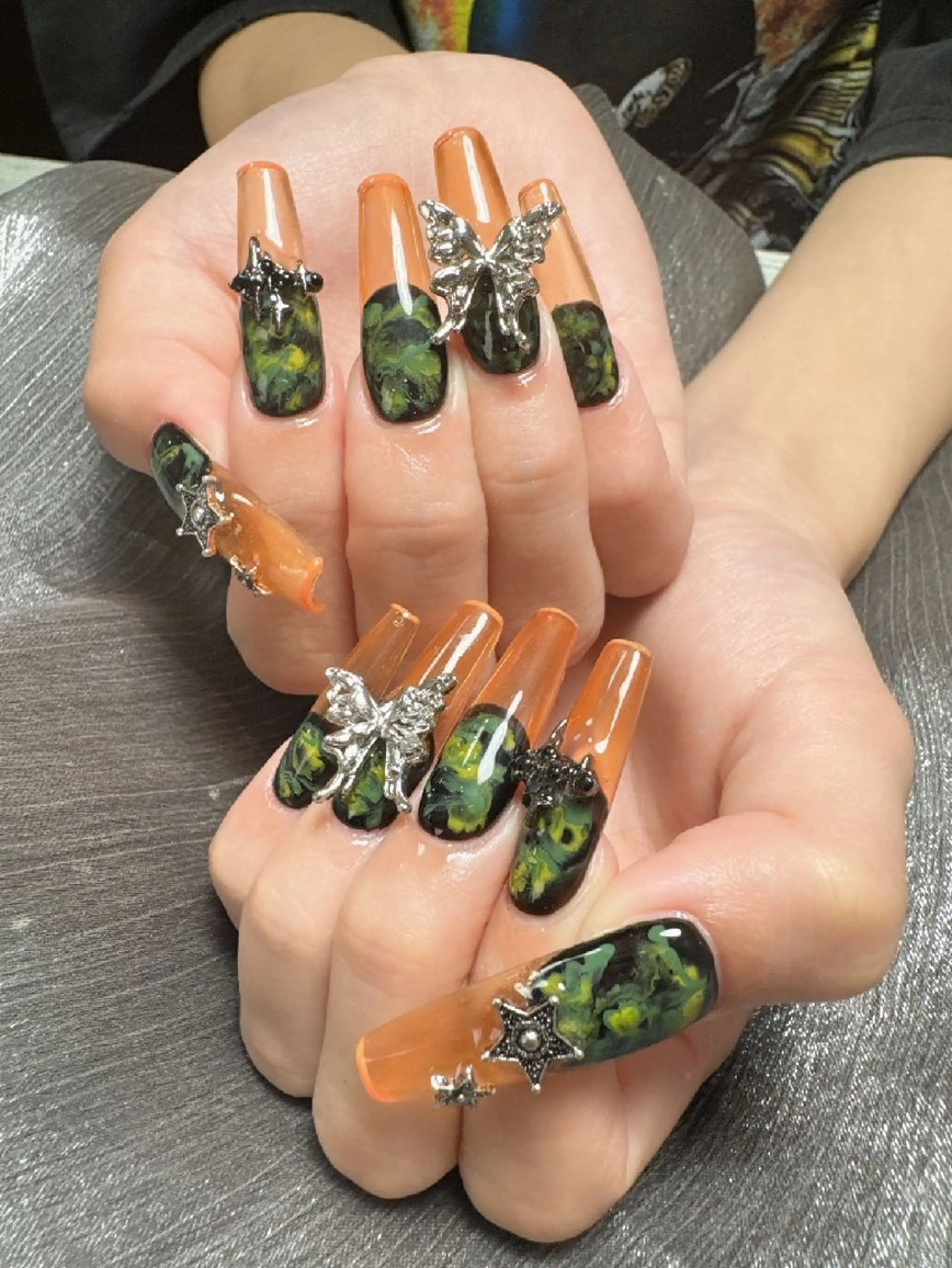 ネイル ENsalon AKIRAのネイルデザイン