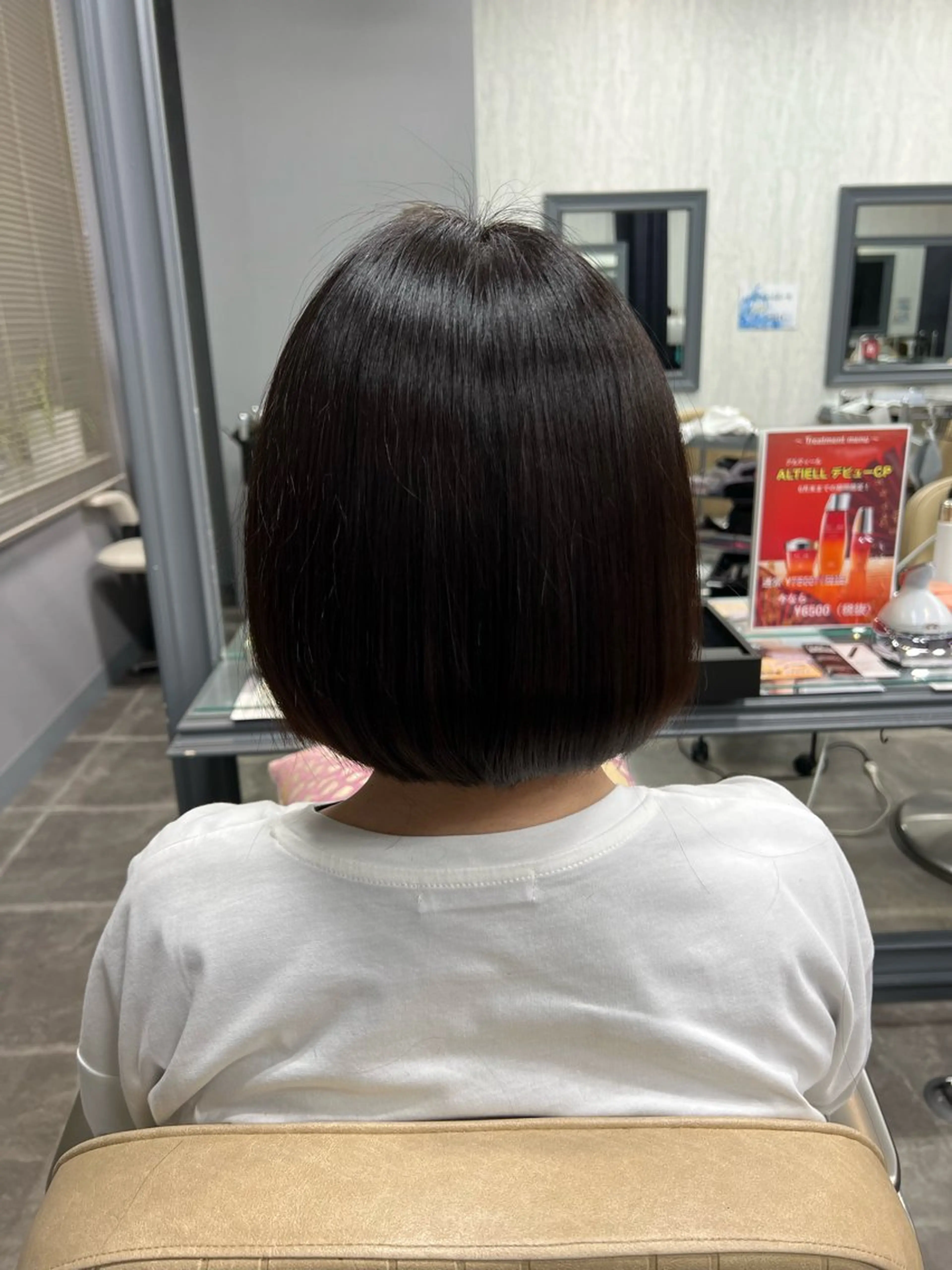 ショート アートラッシュフォーヘア所属・柴田 新菜のヘアスタイル