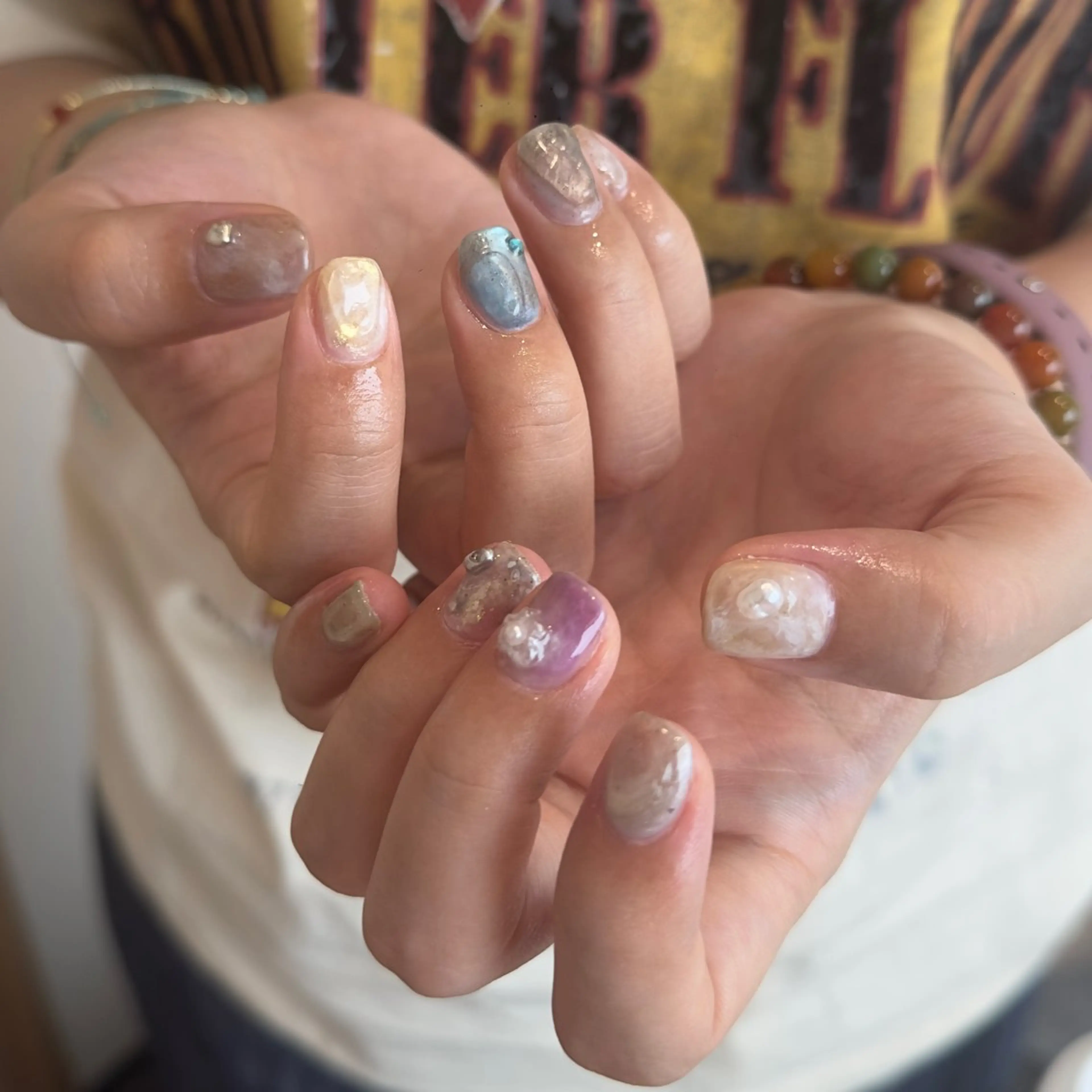 ネイル ハンドネイル 🎀 Hiyubi._.nail 🫧所属・🎀フェイ フェイ🫧💗のネイルデザイン