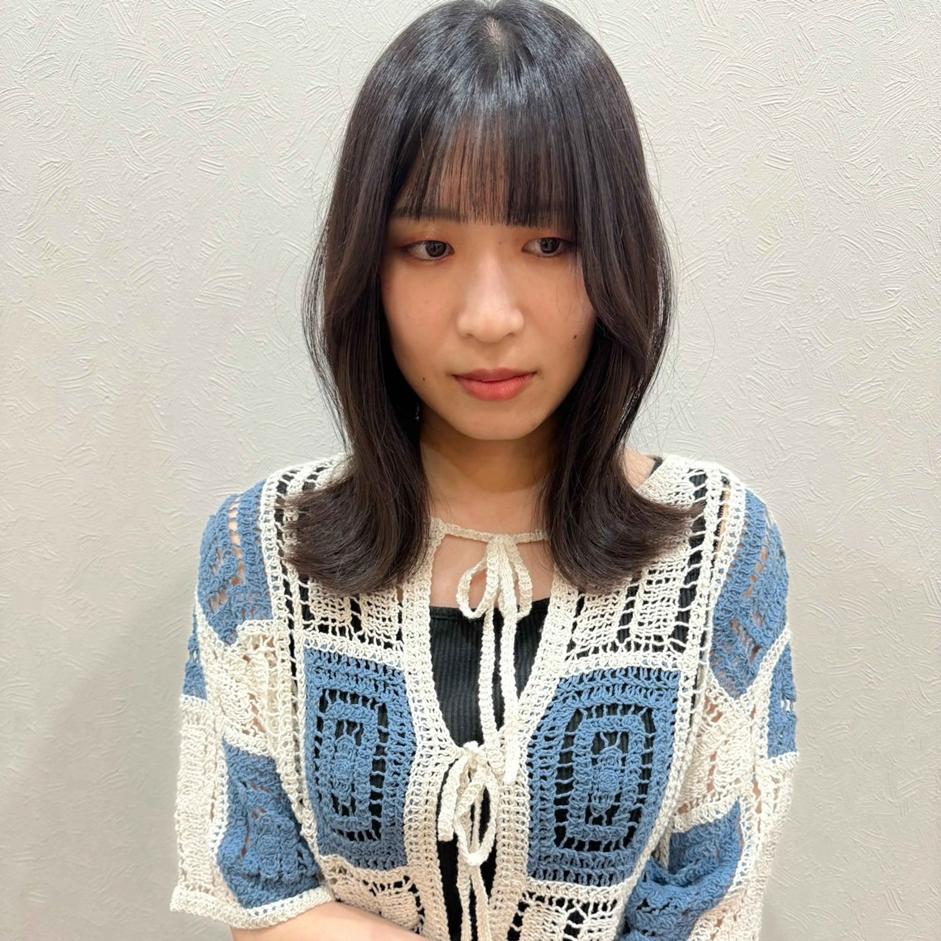 ミディアム Limb所属・市塚 あみのヘアスタイル