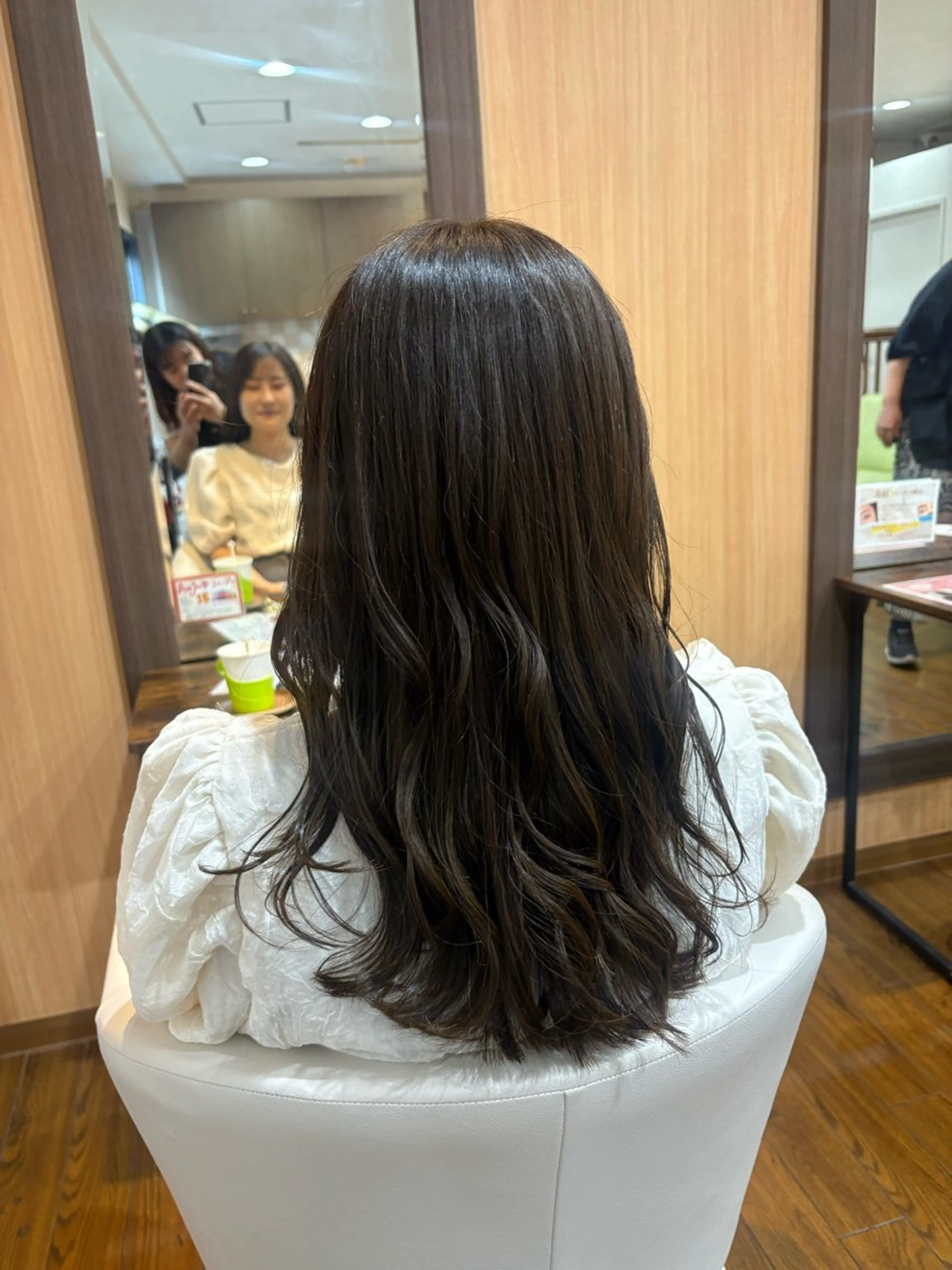 ロング MOLLASALON 浅香山店所属・髪質改善カラー 縮毛矯正🤍辻桃加のヘアスタイル