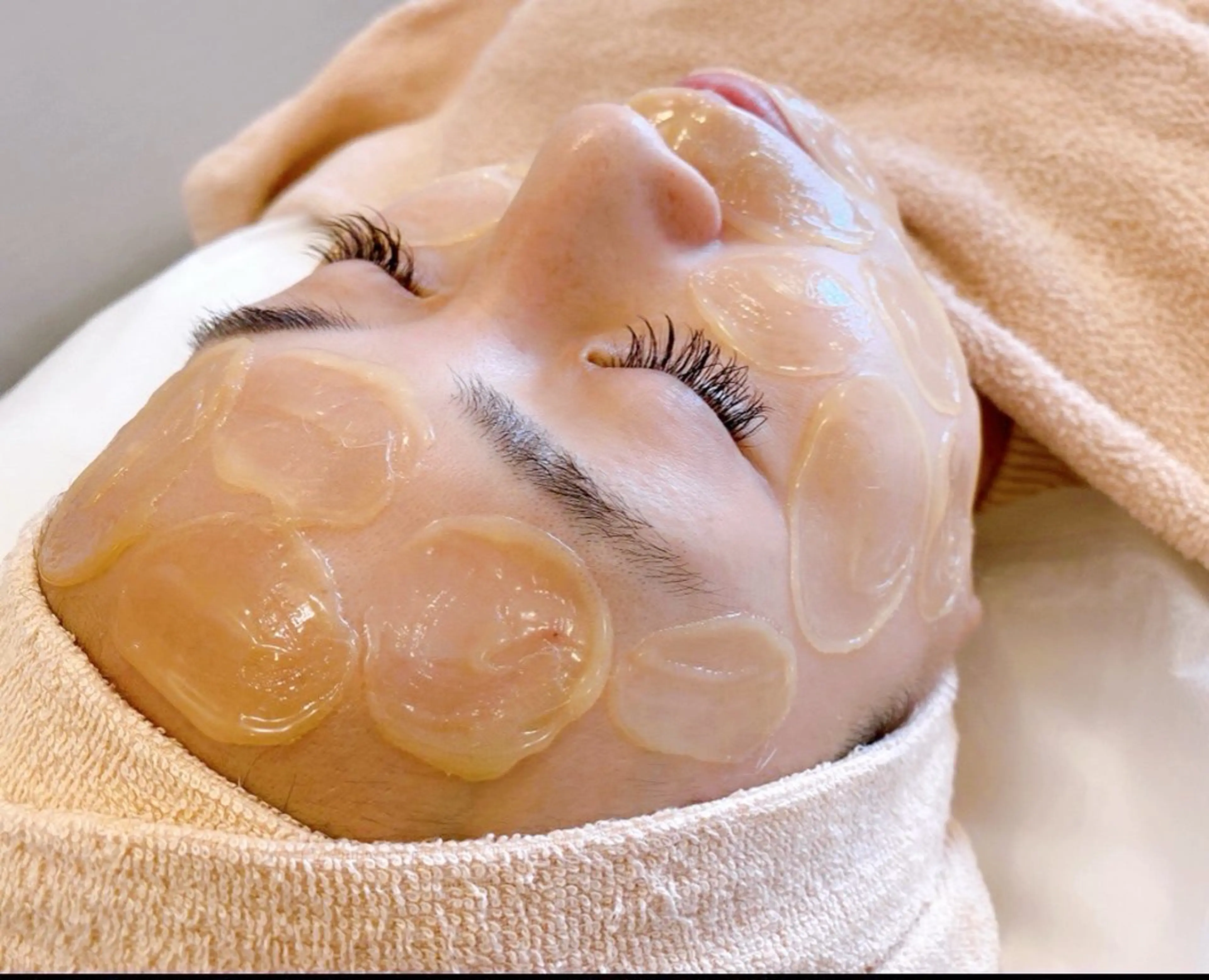 艶肌wax®︎❤️ツヤぷる肌でリフトアップ❗️Instagramで話題沸騰中✨産毛、毛穴、たるみに‼️の写真