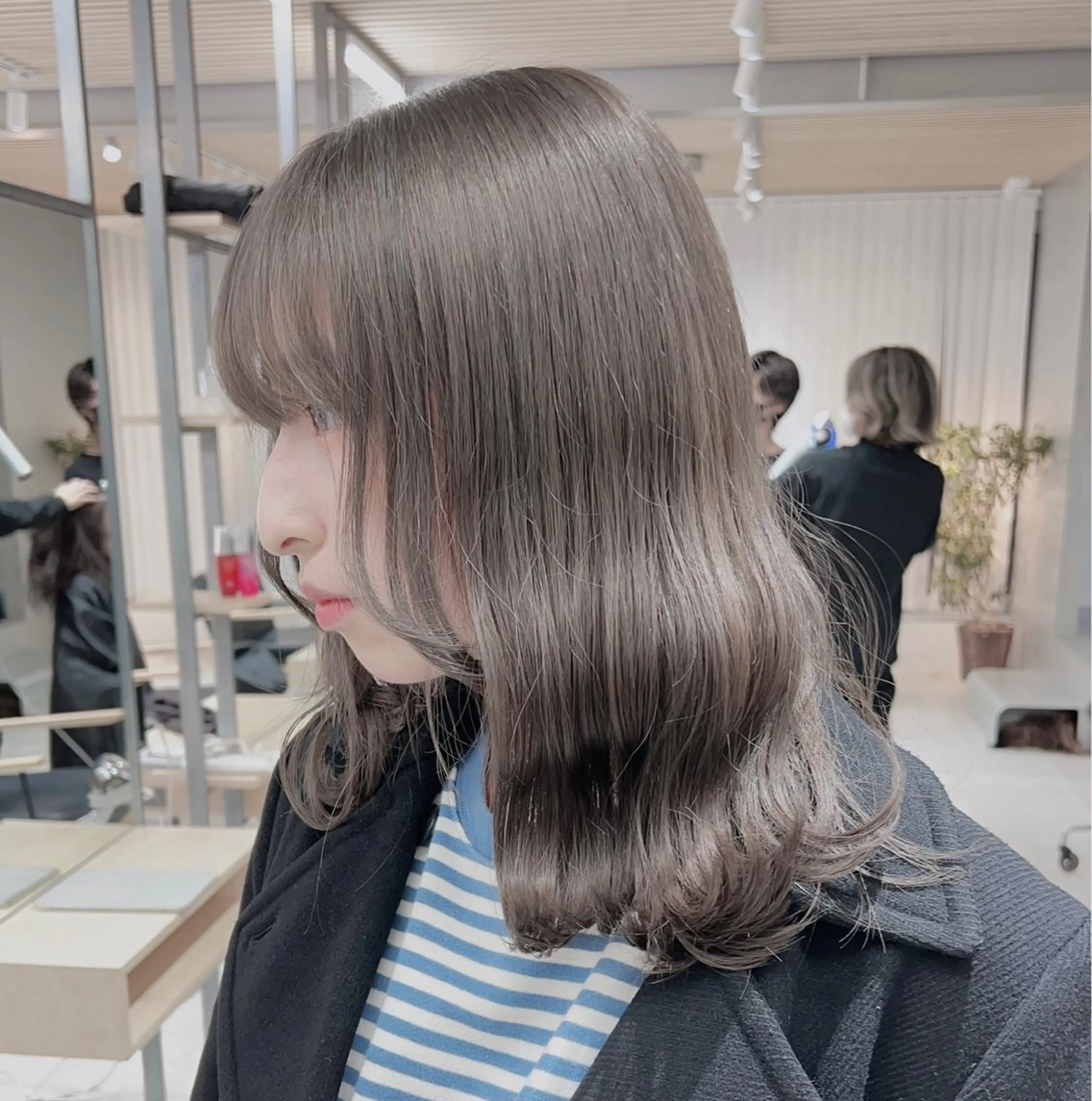 ロング カラー パーマ ヘアアレンジ カット ヘアカラー トリートメント ♡透け感カラー 大賀哲平♡のヘアスタイル