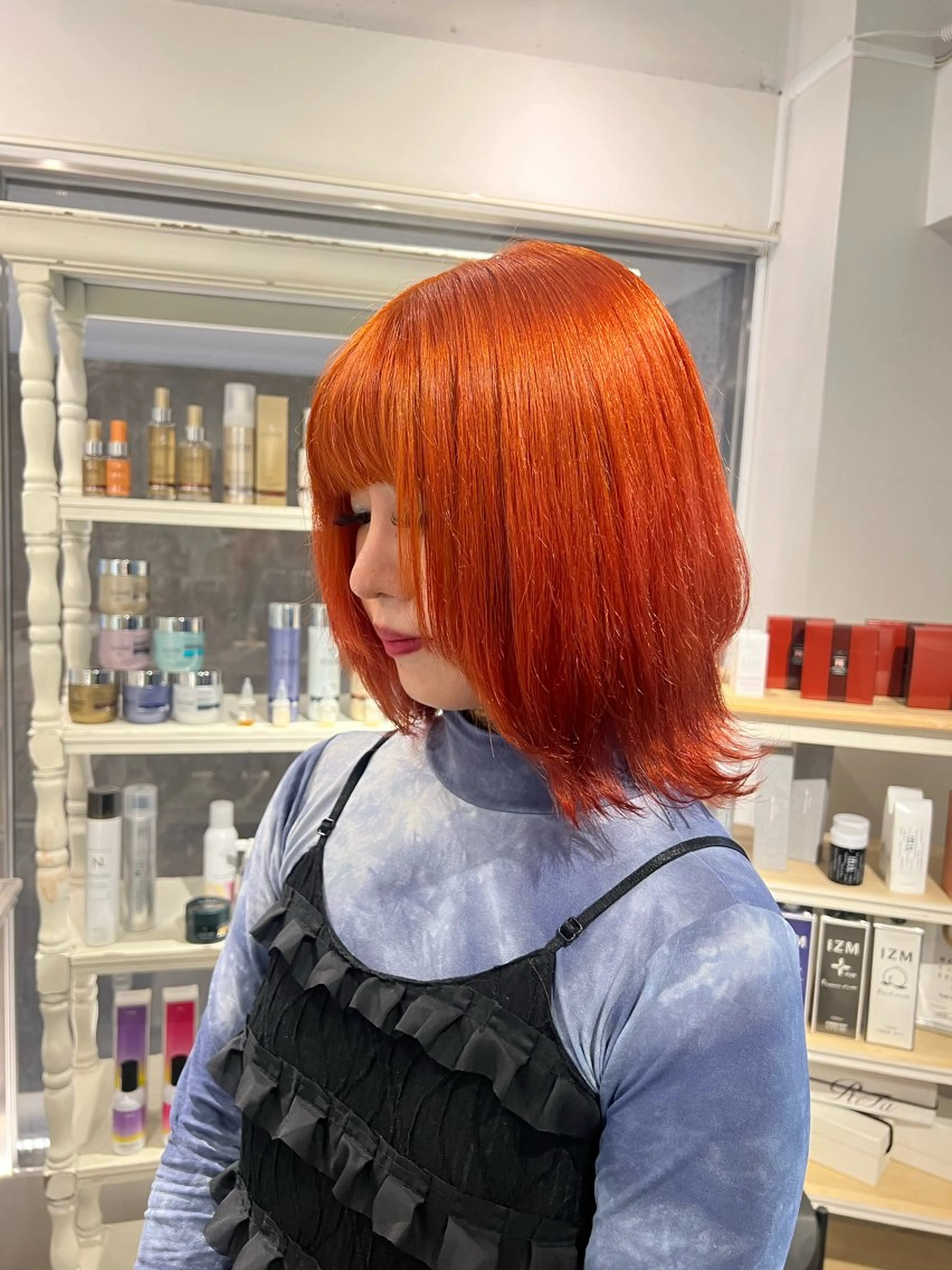 カラー ブリーチ オレンジ ヘアカラー ミカ/名駅/レイヤー /ブリーチなしカラーのヘアスタイル