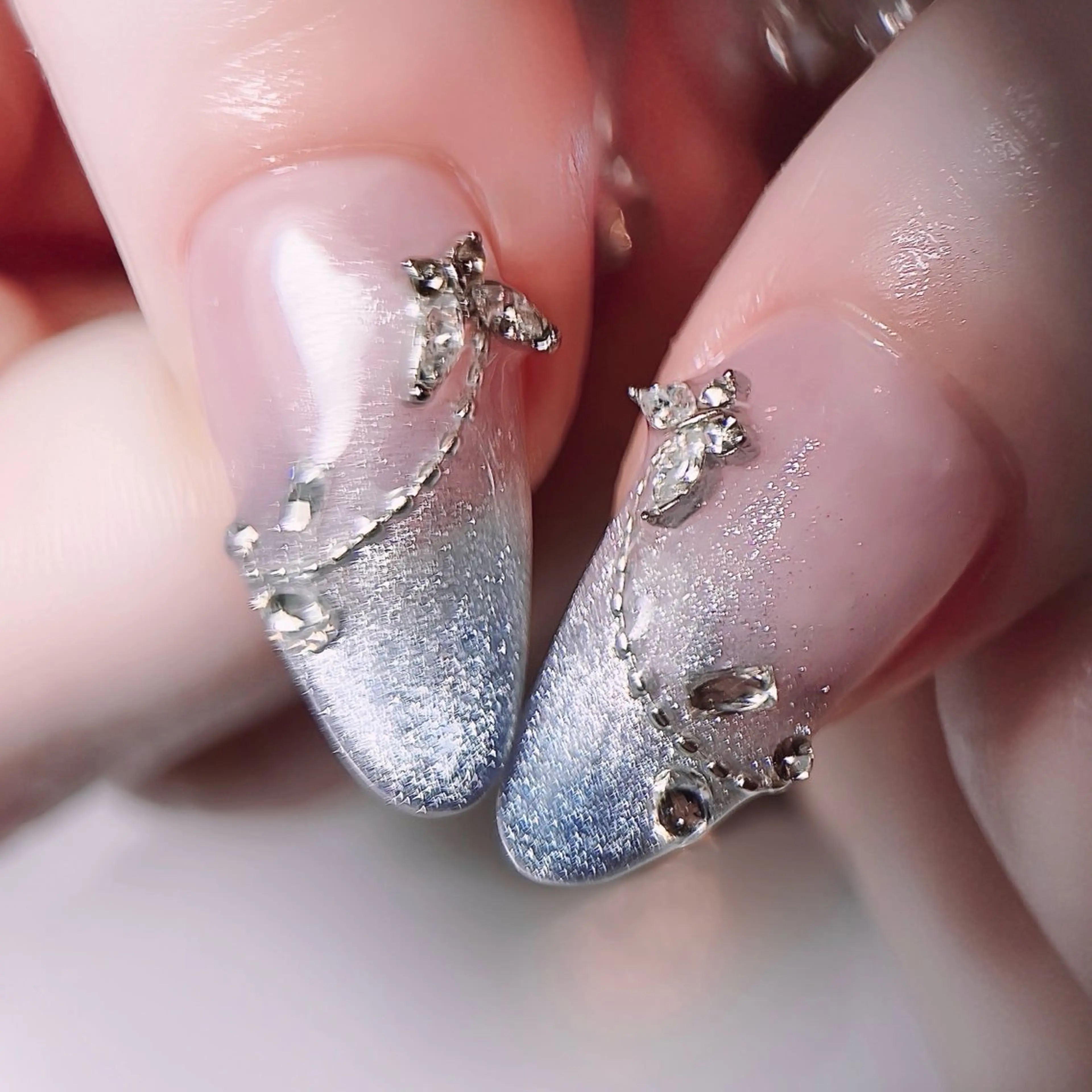 ネイル nailsalon R’のネイルデザイン